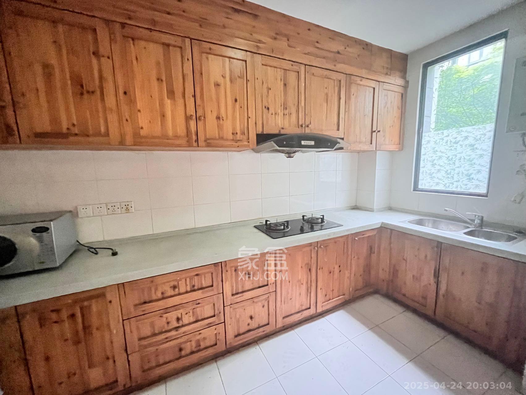 西街花园 3室2厅2卫 3000.0元/月 西街花园 3室2厅2卫 3000.0元/月室内图