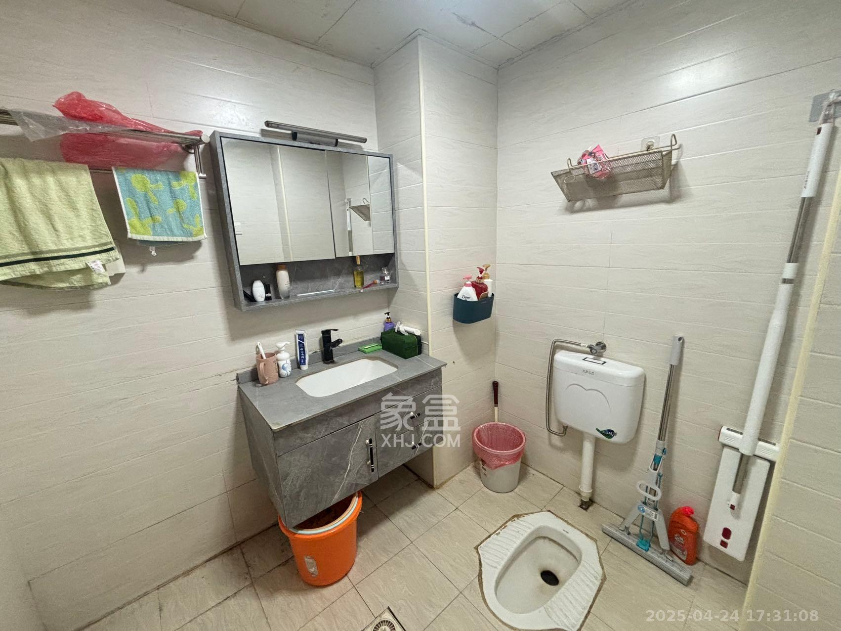 湘水和天下 1室1厅1卫 1500.0元/月 湘水和天下 1室1厅1卫 1500.0元/月室内图