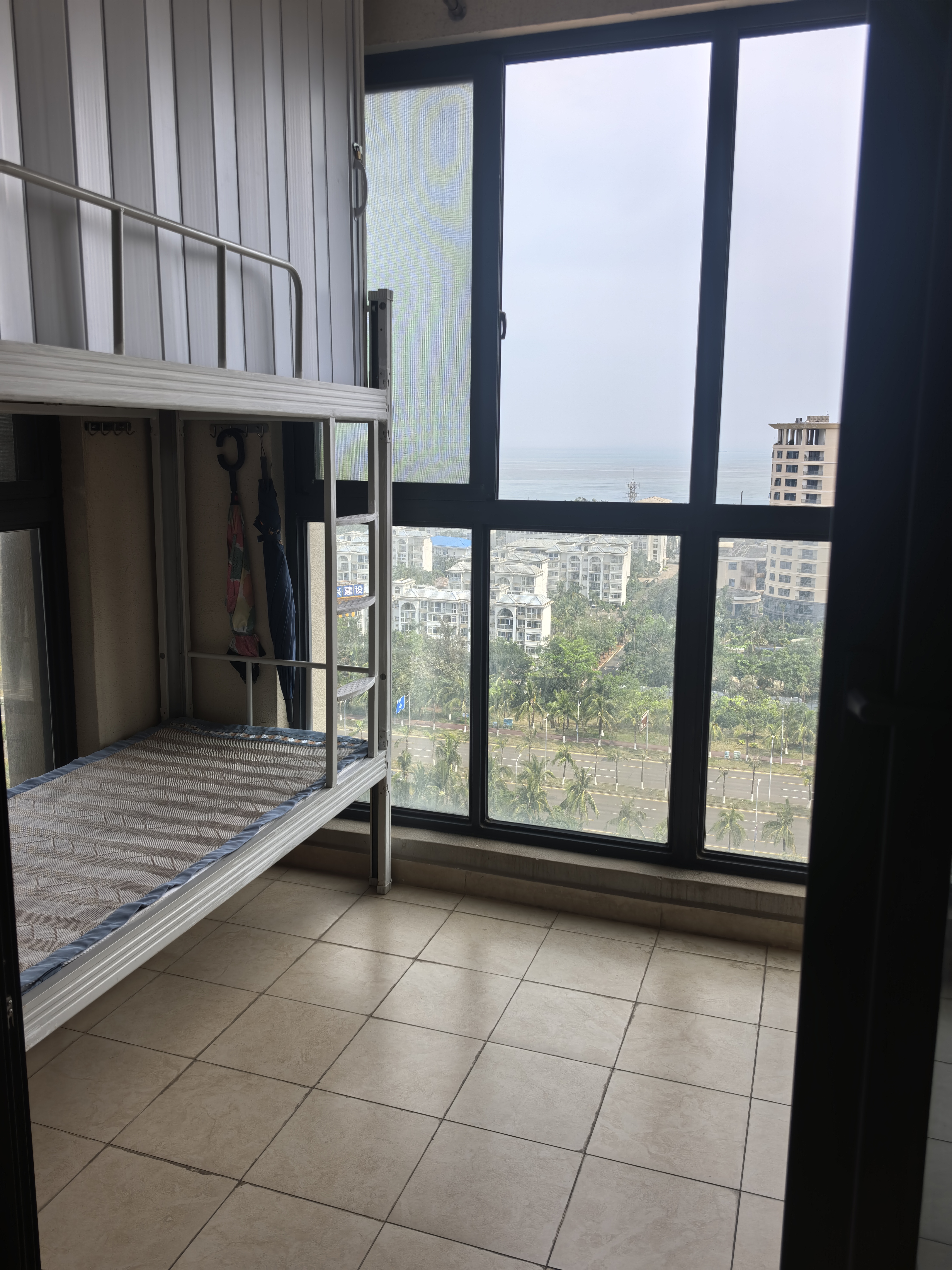 星华海岸城三期 2室2厅1卫 2400.0元/月 星华海岸城三期 2室2厅1卫 2400.0元/月室内图