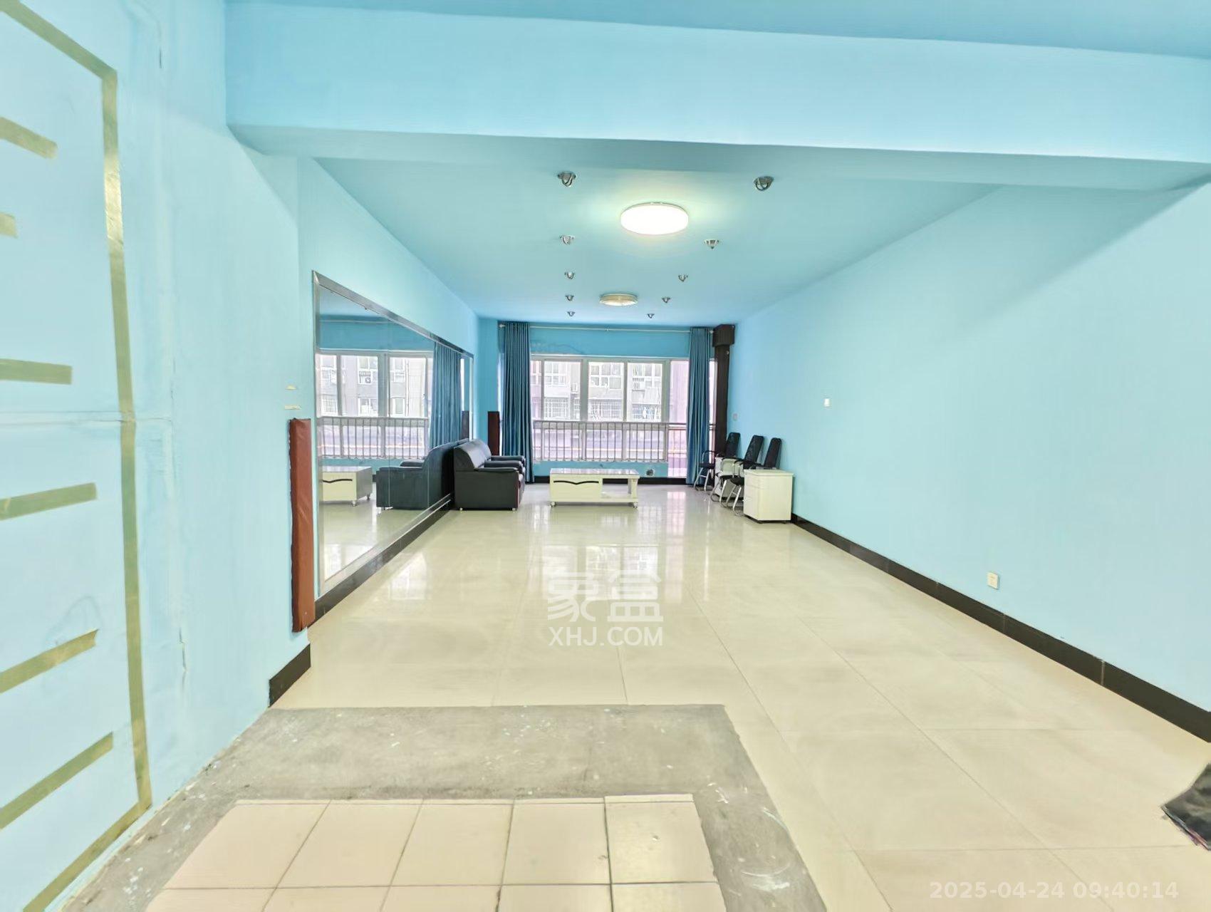 伍家岭生活广场 1室1厅1卫 1600.0元/月 伍家岭生活广场 1室1厅1卫 1600.0元/月室内图