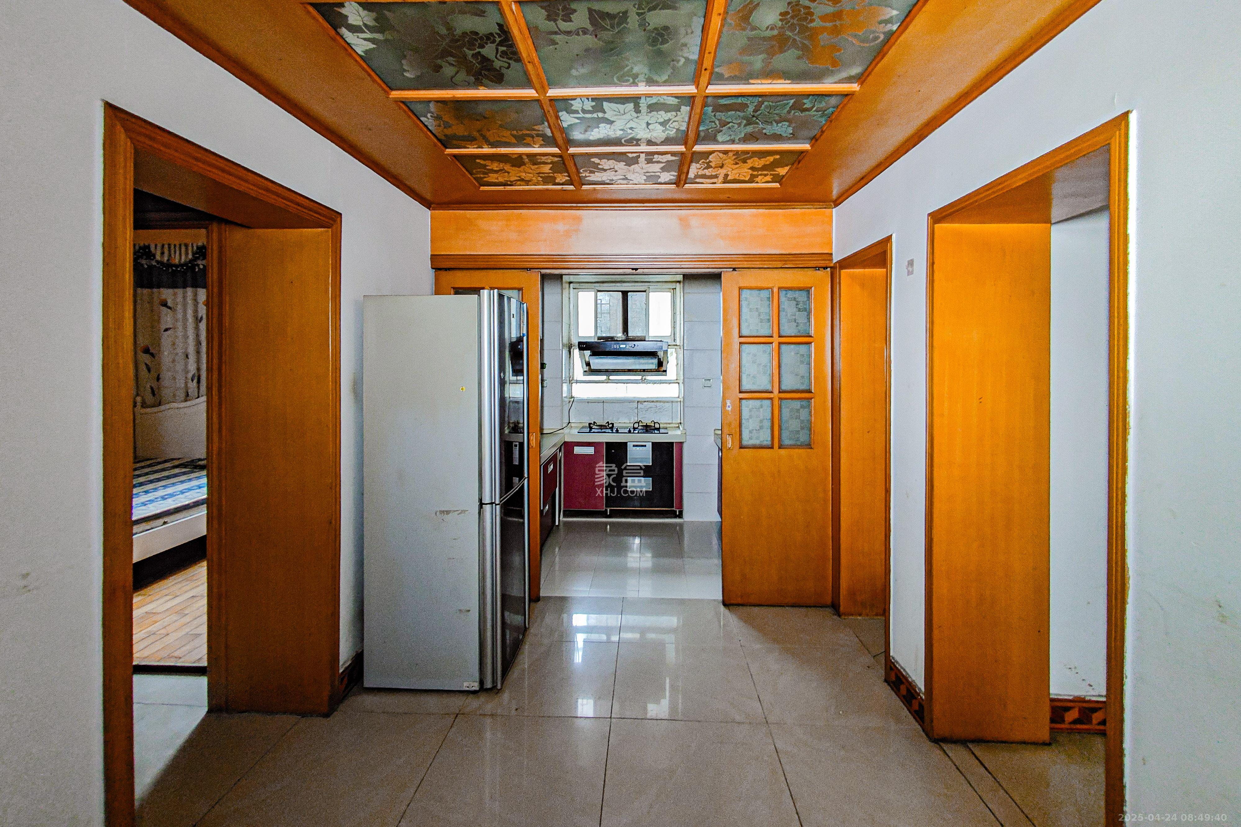 天心里散盘 3室1厅1卫 75.0万 天心里散盘 3室1厅1卫 75.0万客厅