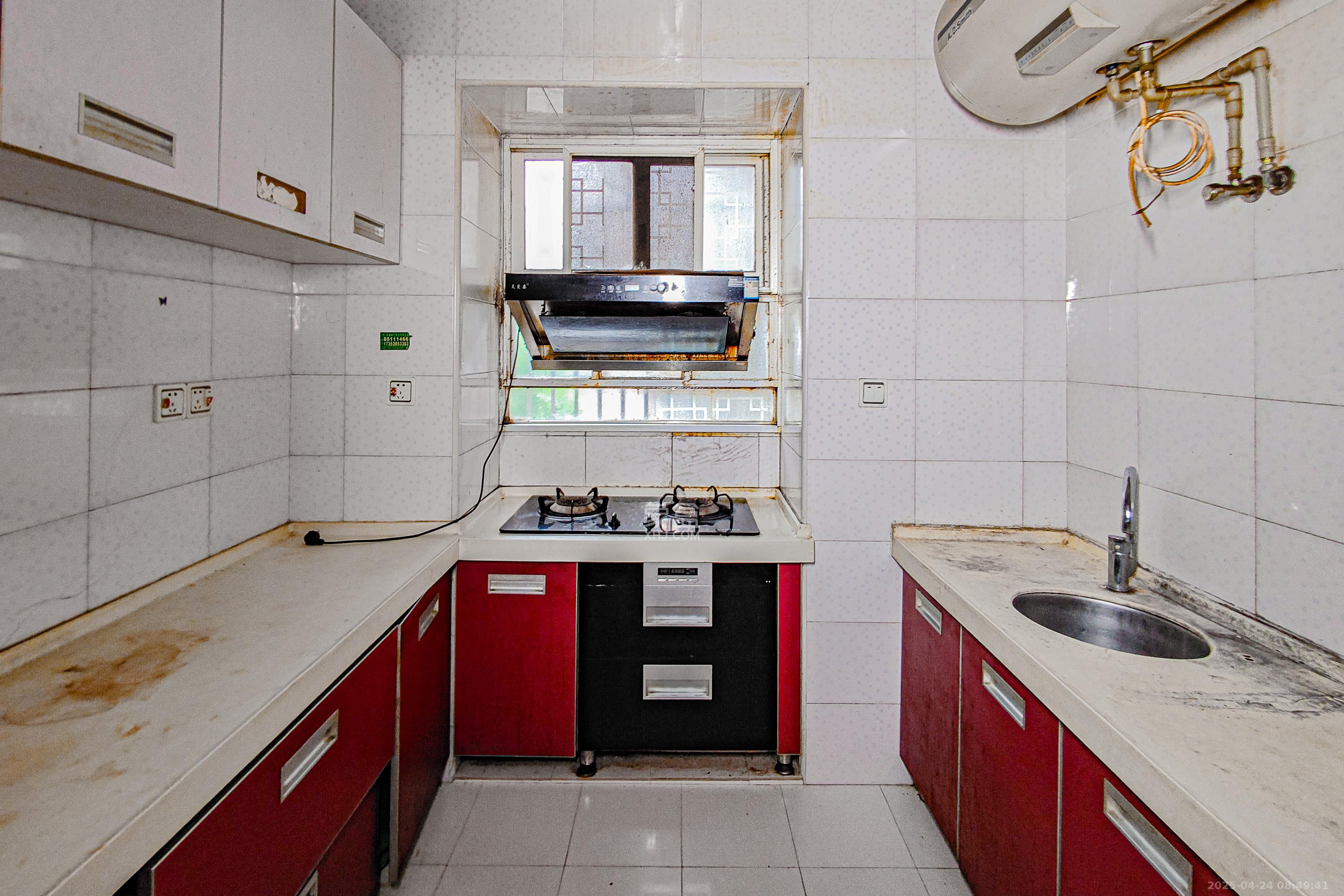 天心里散盘 3室1厅1卫 75.0万 天心里散盘 3室1厅1卫 75.0万厨房