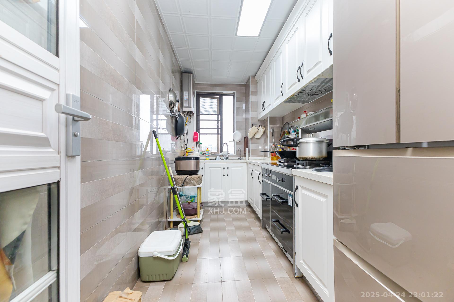 润和又一城 3室2厅2卫 86.8万 润和又一城 3室2厅2卫 86.8万厨房