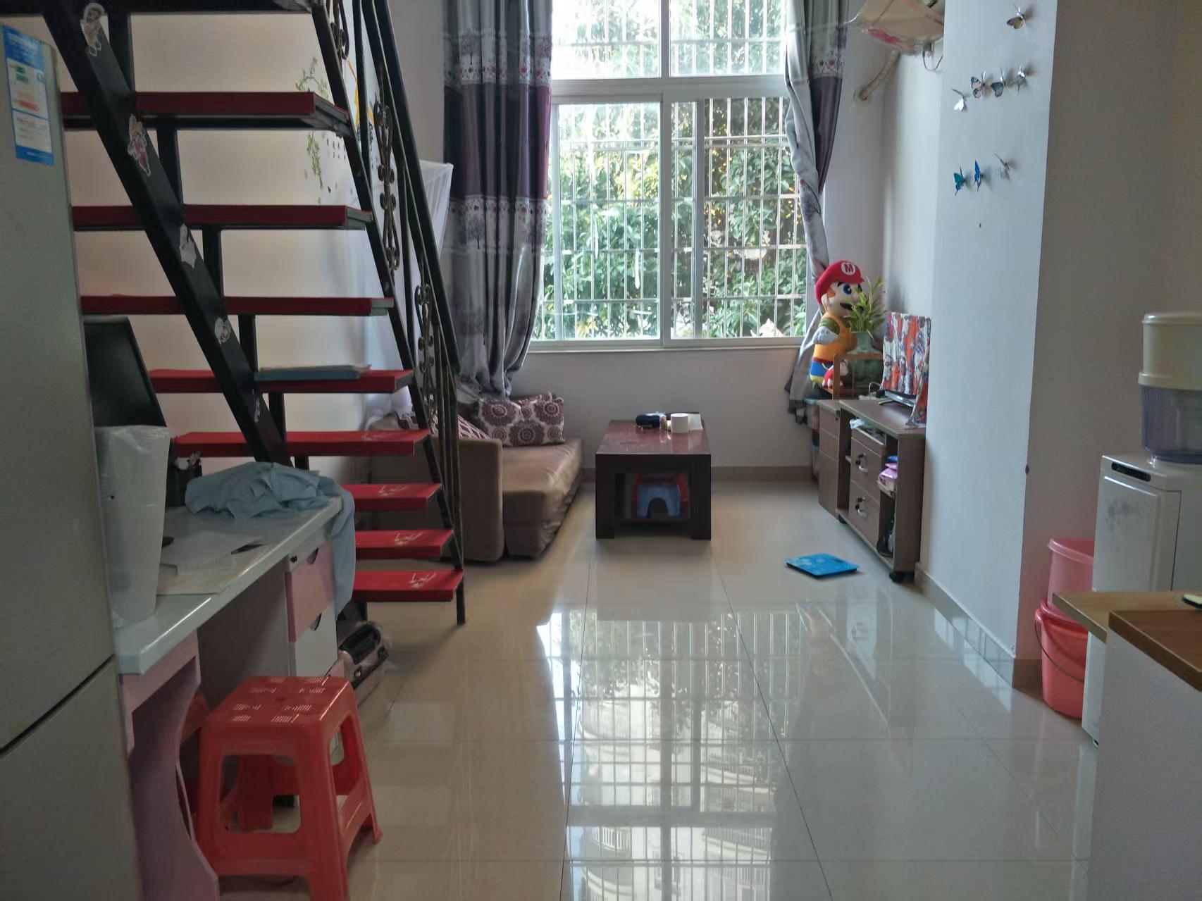 中天海景 1室1厅1卫 1500.0元/月 中天海景 1室1厅1卫 1500.0元/月室内图