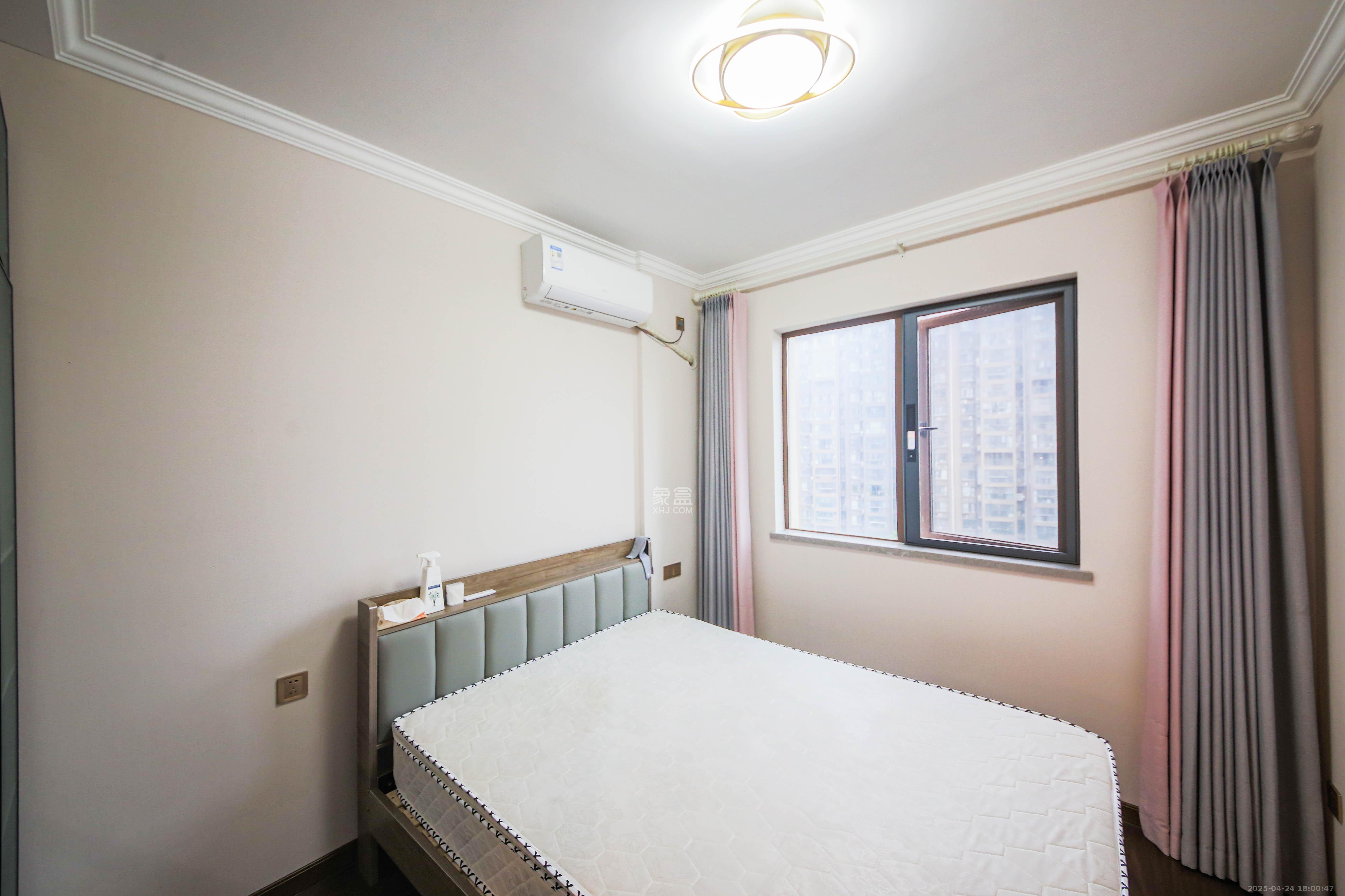 弘阳昕悦府 4室2厅2卫 145.0万 弘阳昕悦府 4室2厅2卫 145.0万卧室