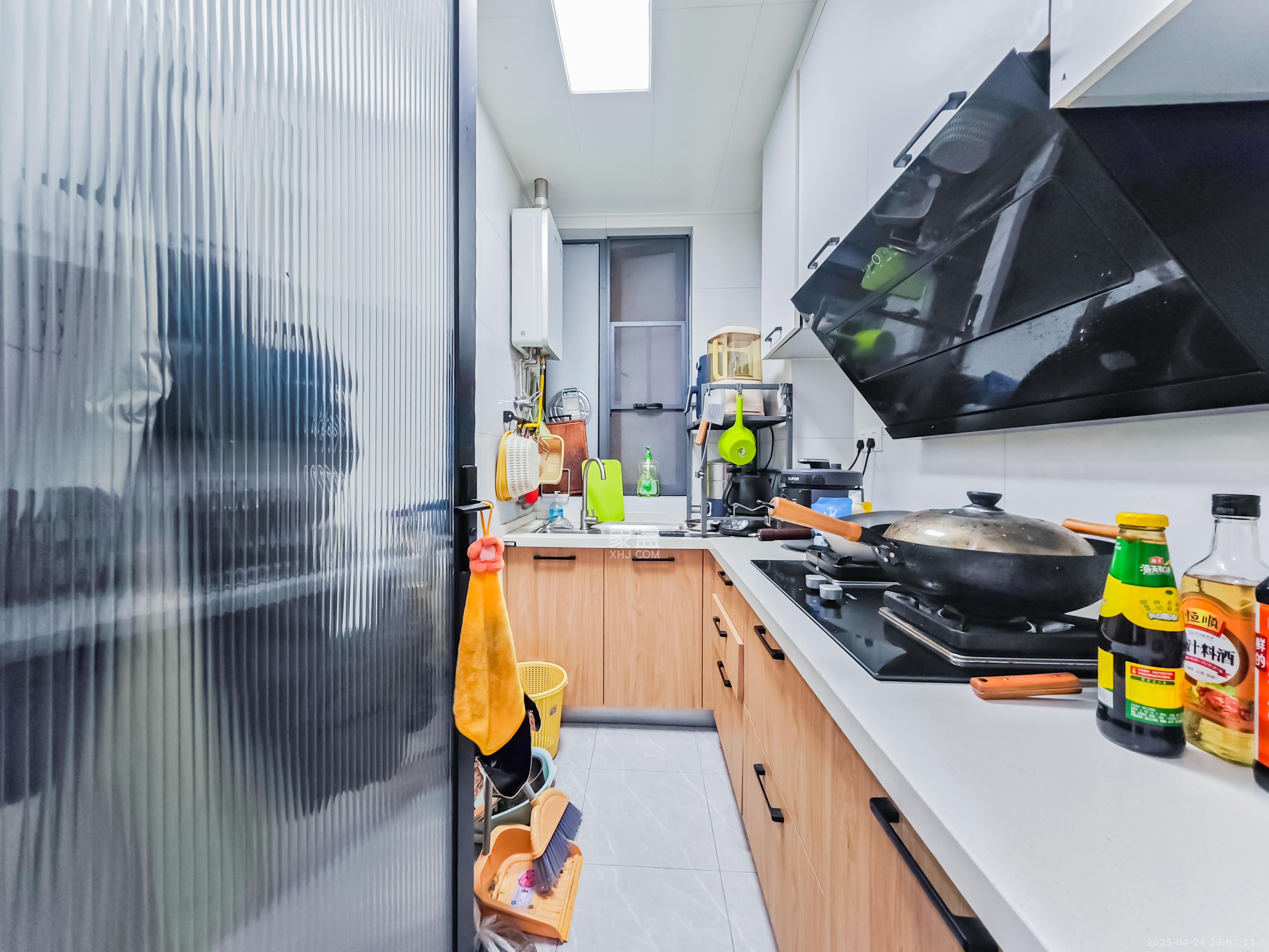 金轮星光名座  2室1厅1卫    55.0万厨房