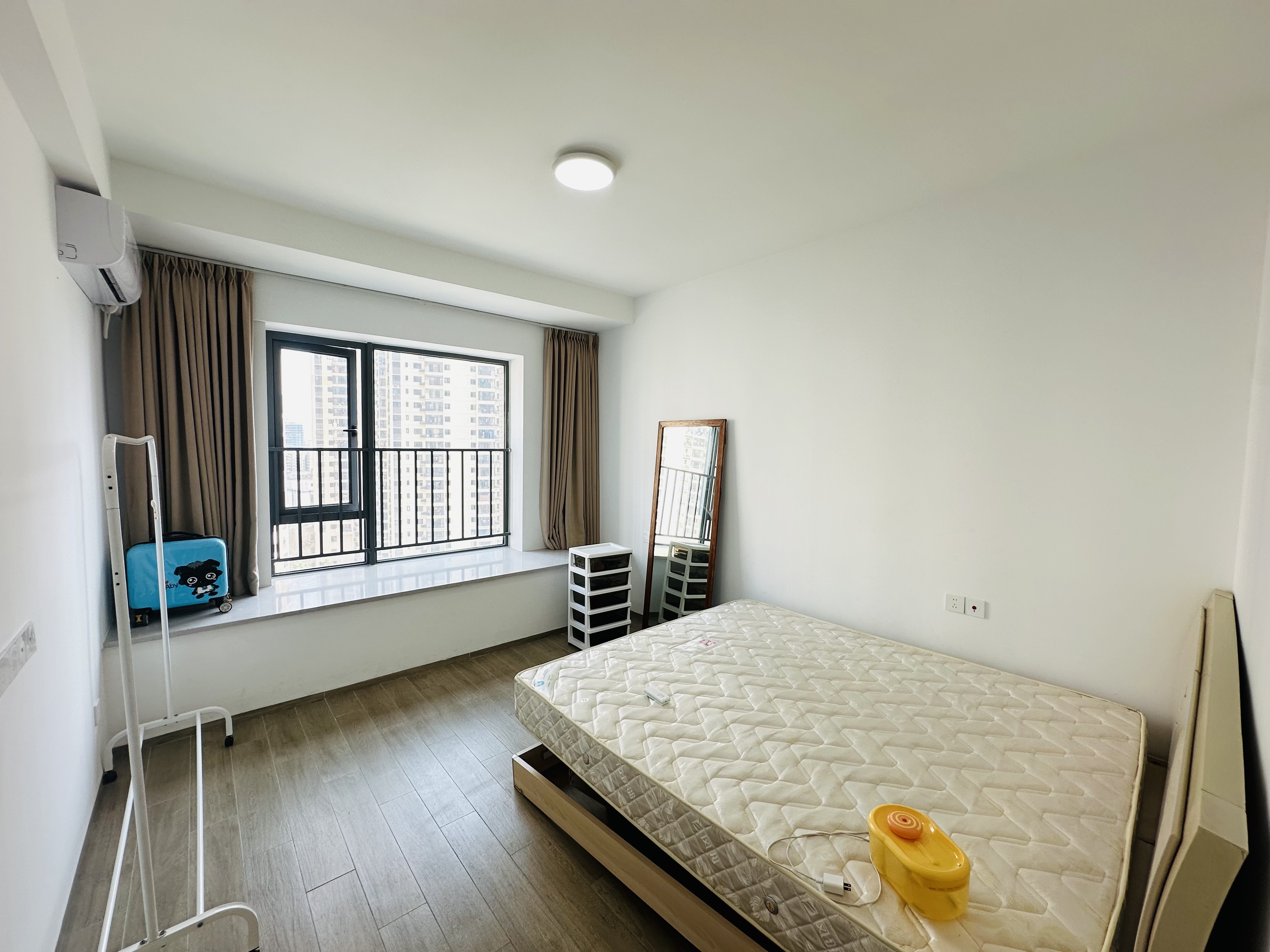 滨海丽景  3室2厅2卫   3800.00元/月室内图