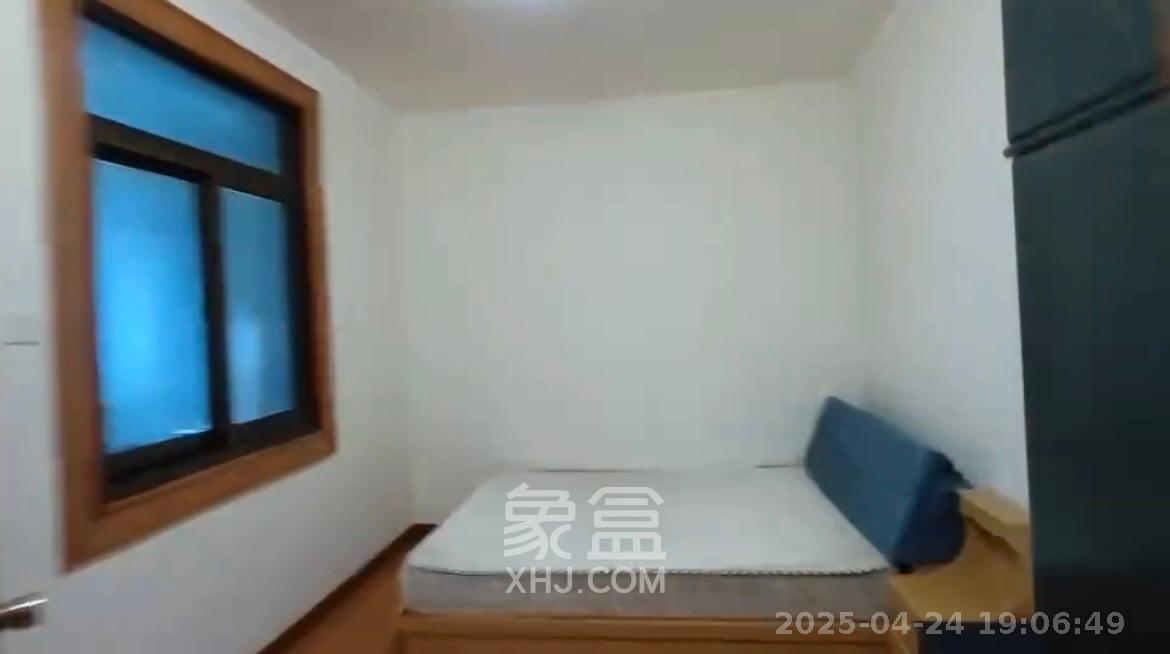 向韶村  1室1厅1卫   2000.00元/月室内图