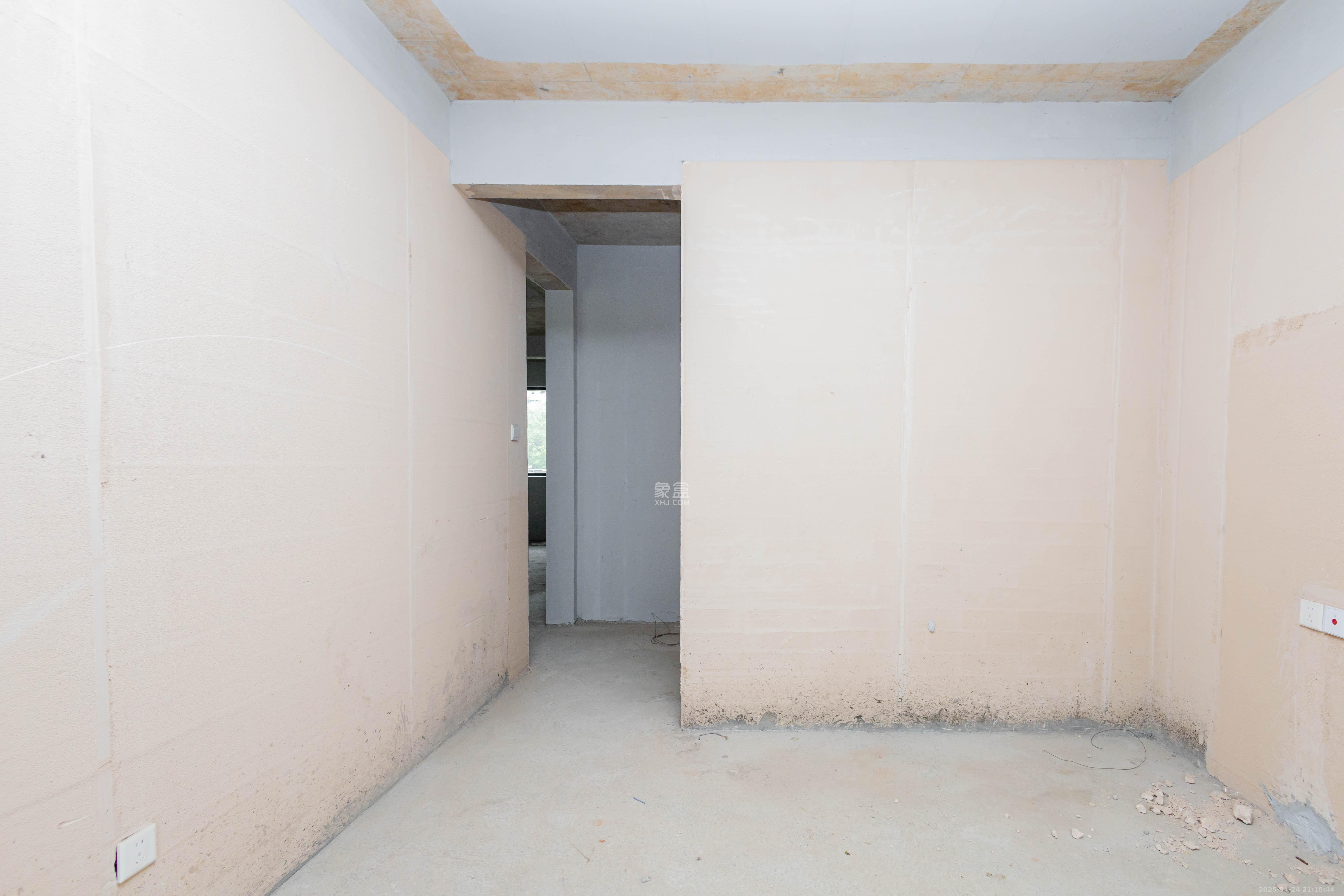 新城恒伟汇隽风华  3室2厅2卫    52.98万卧室