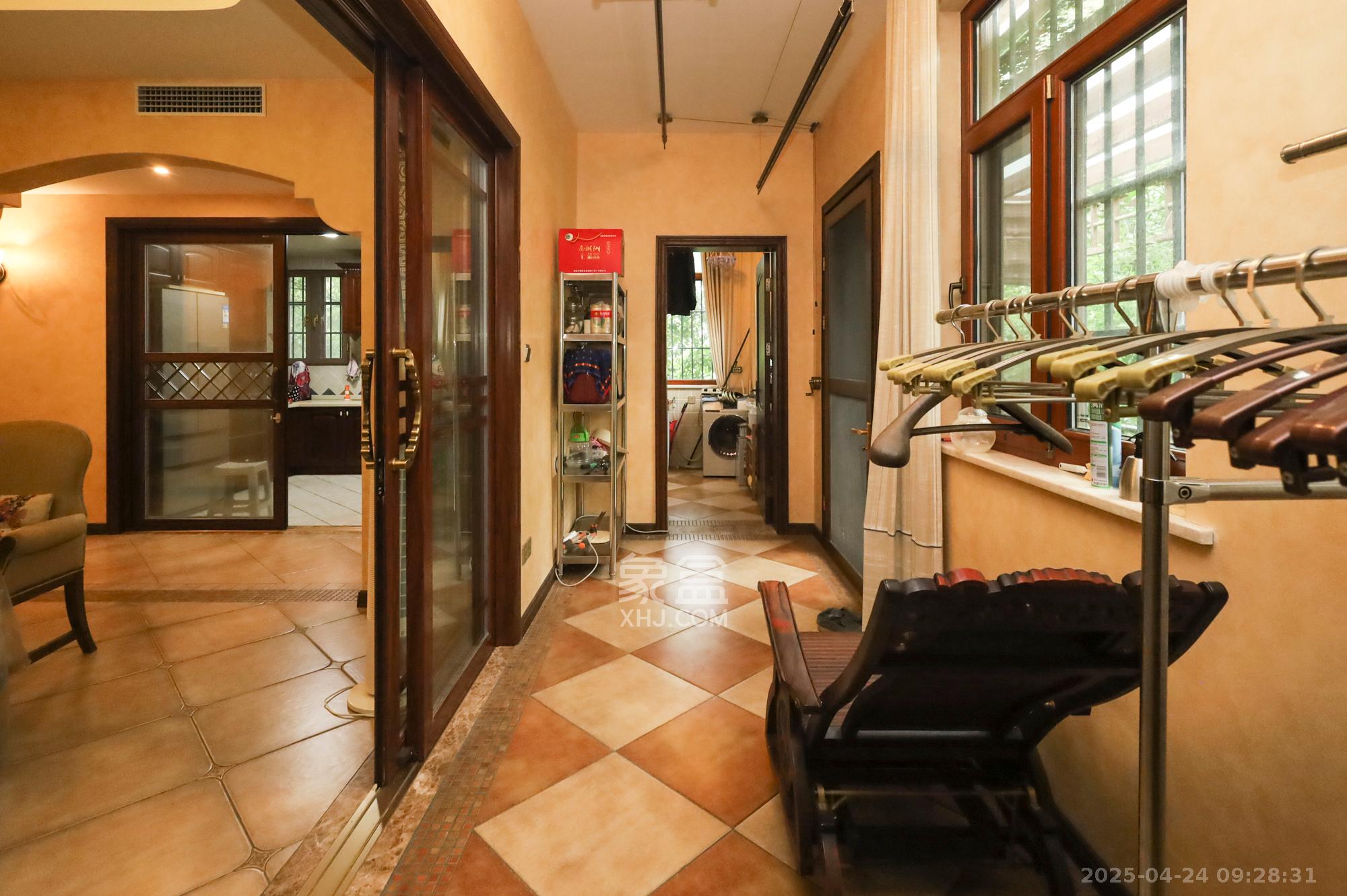 万业巴厘岛 1室0厅0卫 450.0万 万业巴厘岛 1室0厅0卫 450.0万其他