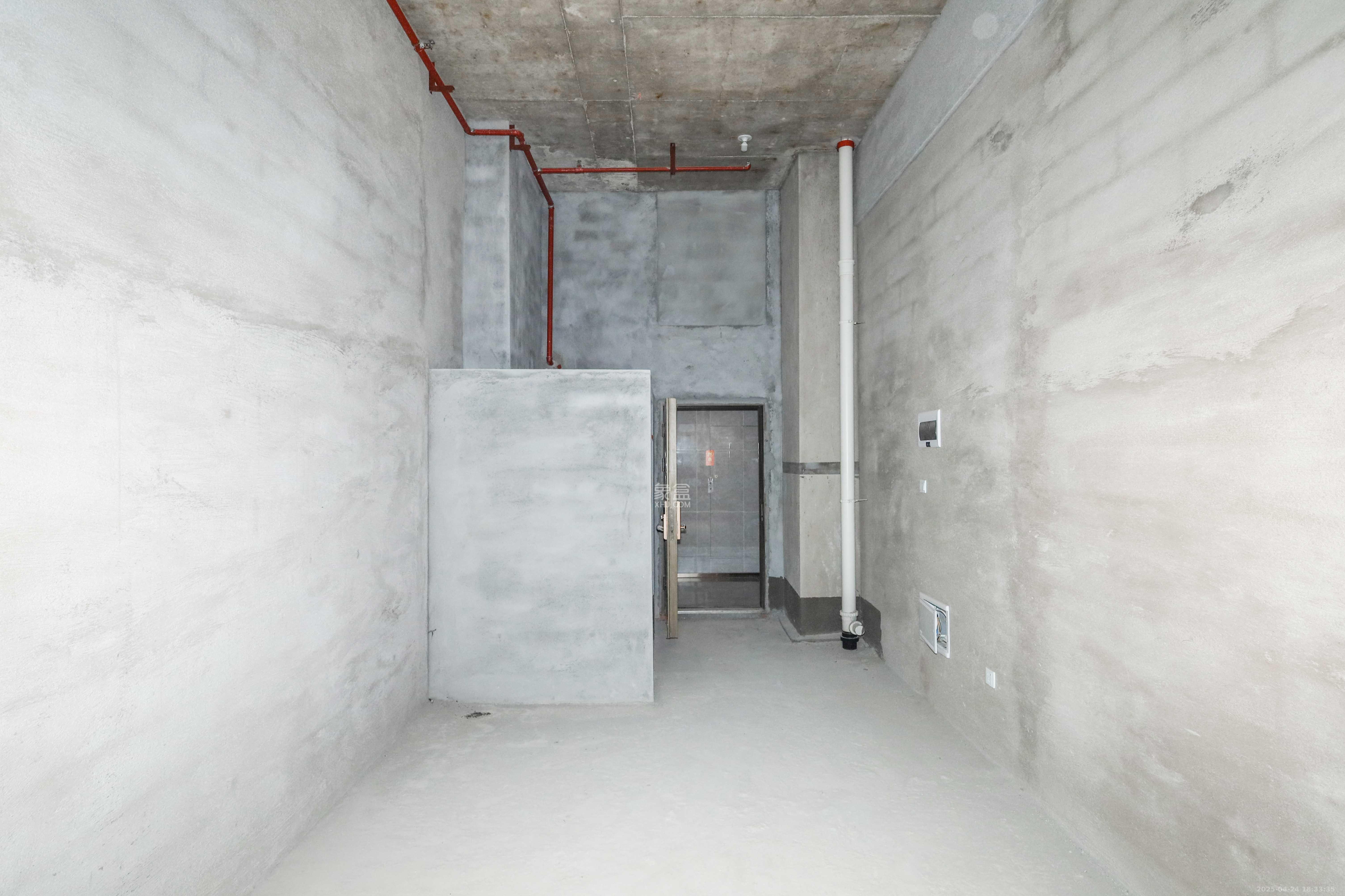 福晟翡翠湾  1室0厅0卫    32.8万客厅