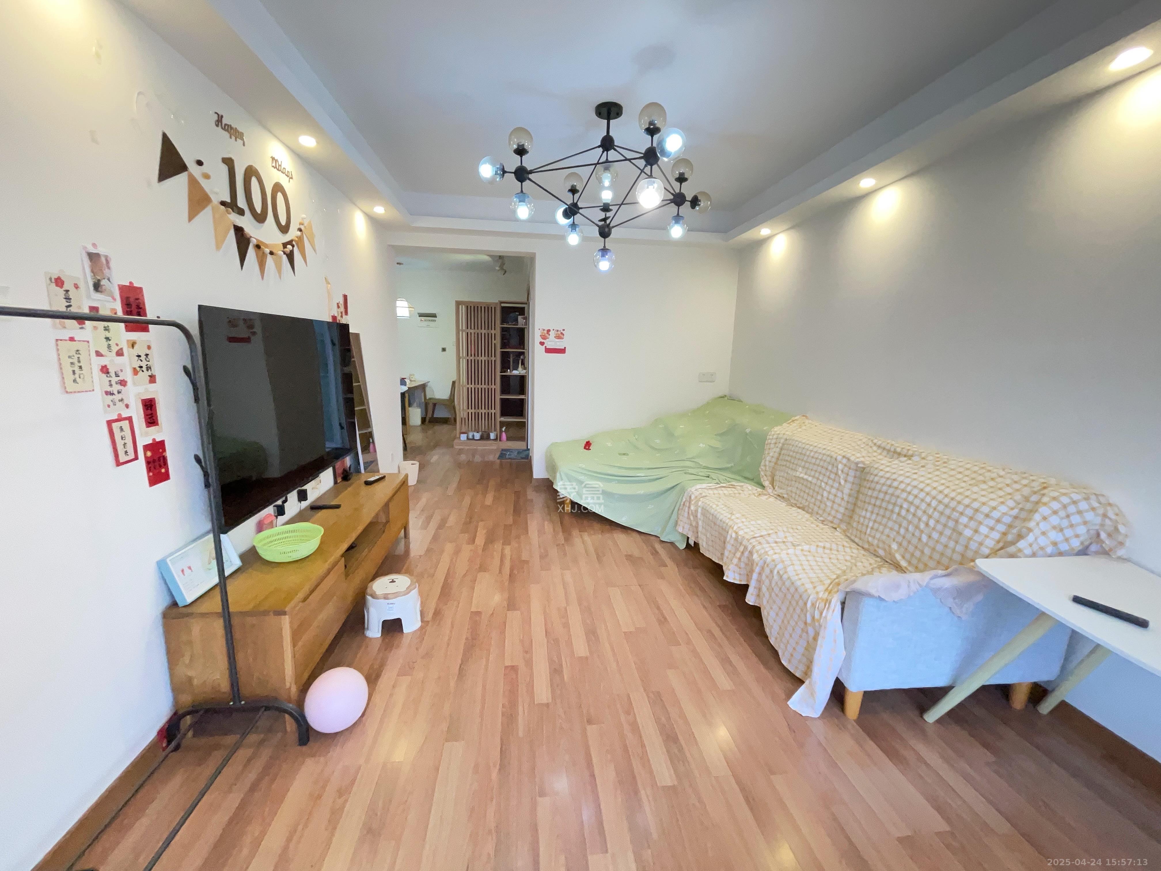 梅溪鑫苑名家 3室2厅1卫 2700.0元/月 梅溪鑫苑名家 3室2厅1卫 2700.0元/月室内图