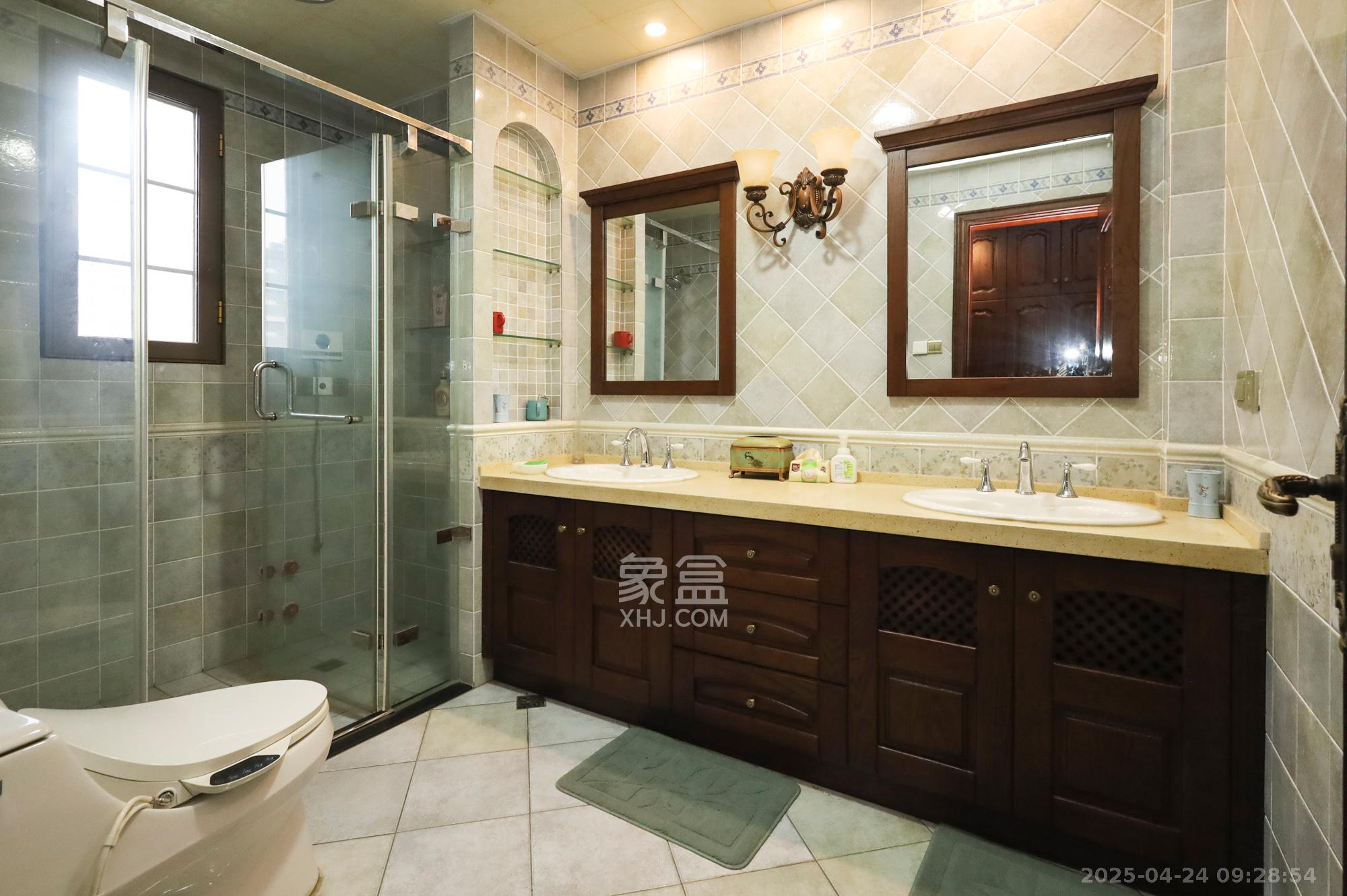 万业巴厘岛 1室0厅0卫 450.0万 万业巴厘岛 1室0厅0卫 450.0万卫生间