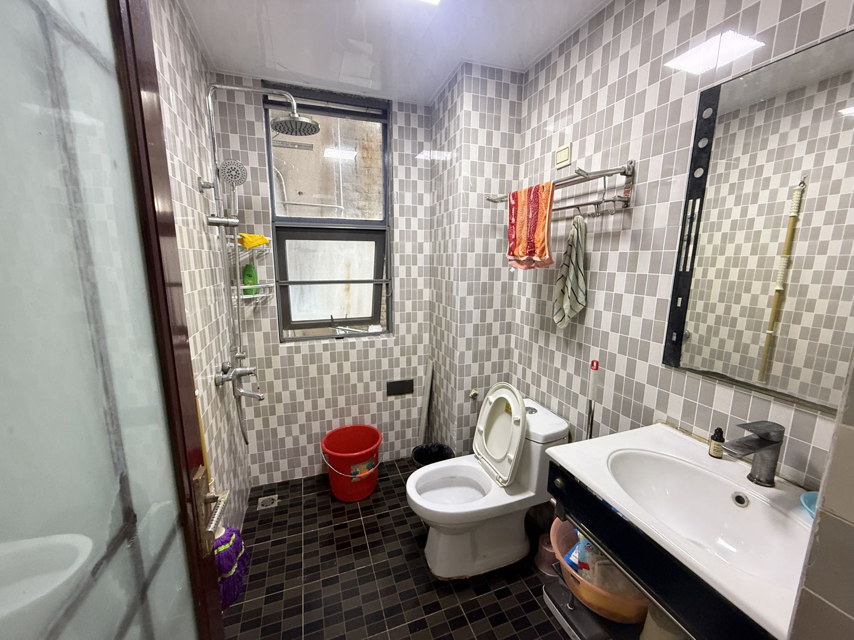 宝安江南城 1室2厅1卫 79.0万 宝安江南城 1室2厅1卫 79.0万室内图