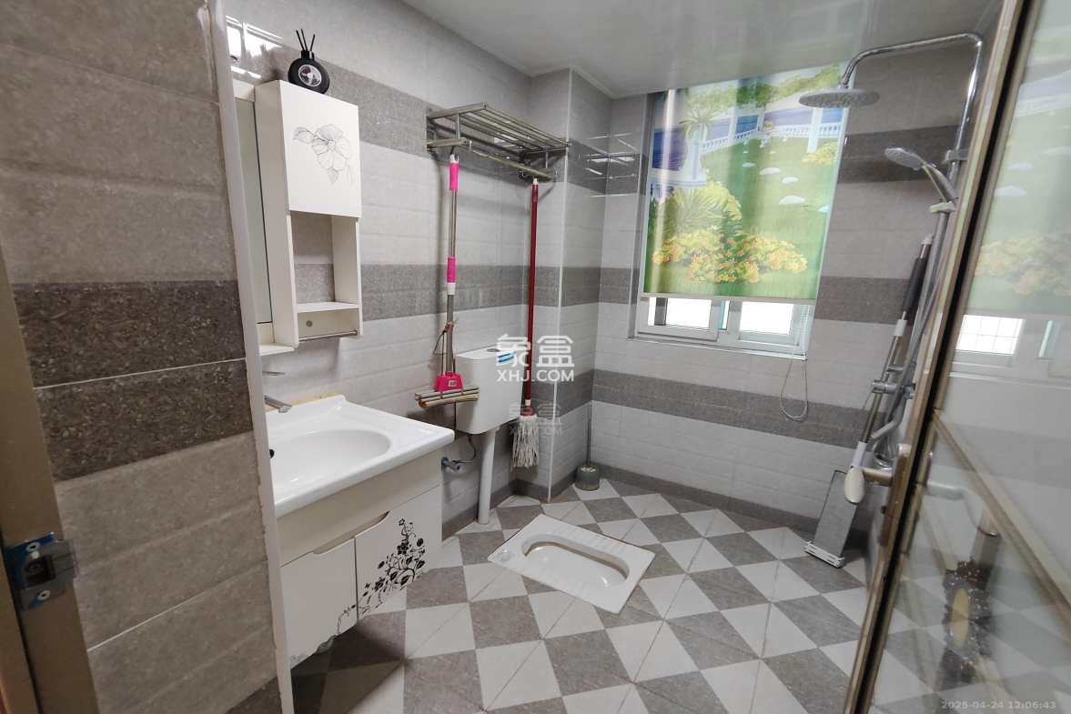 康馨佳园 2室2厅1卫 1800.0元/月 康馨佳园 2室2厅1卫 1800.0元/月室内图