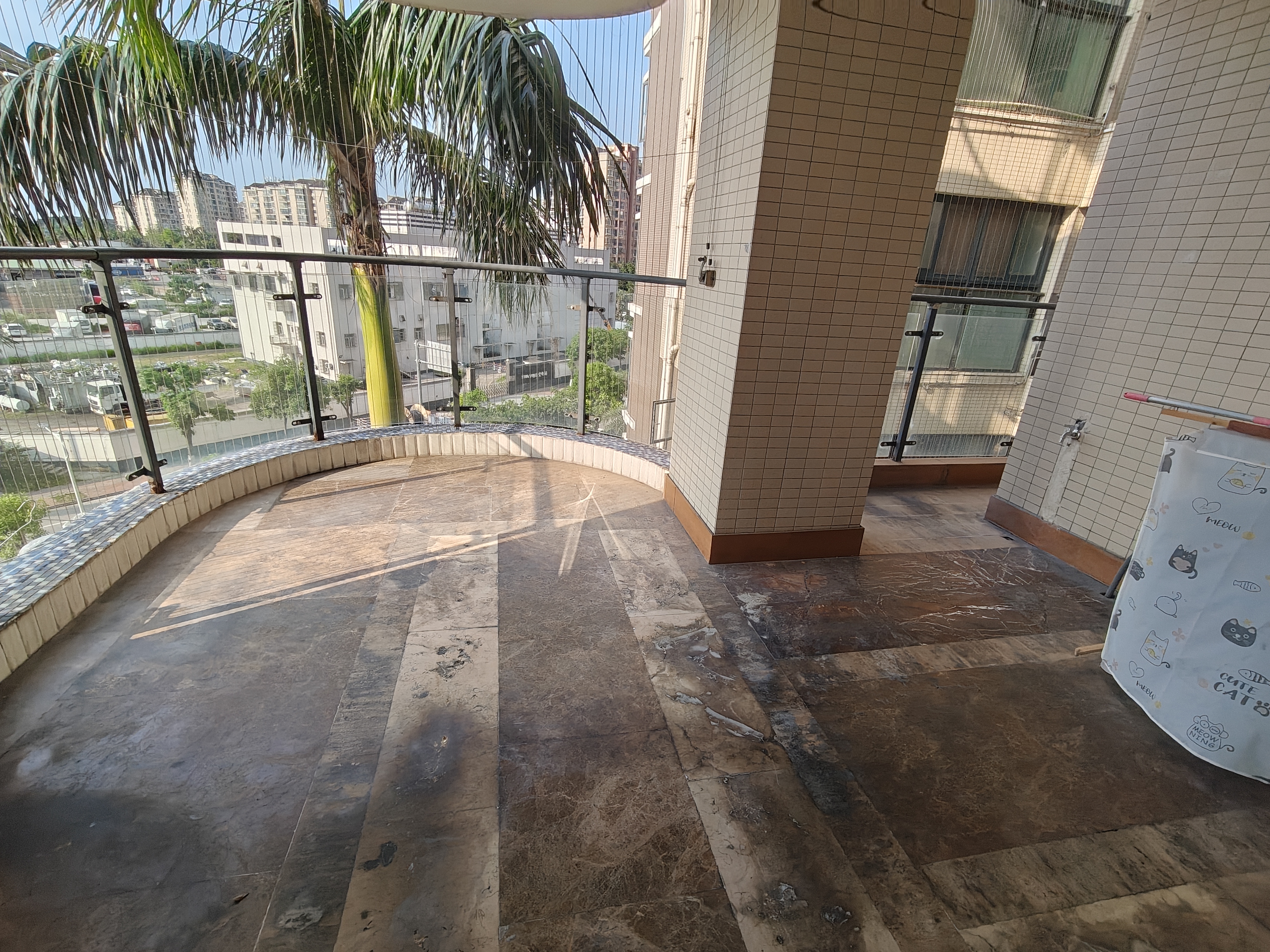 丽晶温泉海景花园二期(丽晶维港、丽晶海景花园) 5室2厅2卫 5500.0元/月 丽晶温泉海景花园二期(丽晶维港、丽晶海景花园) 5室2厅2卫 5500.0元/月户型图