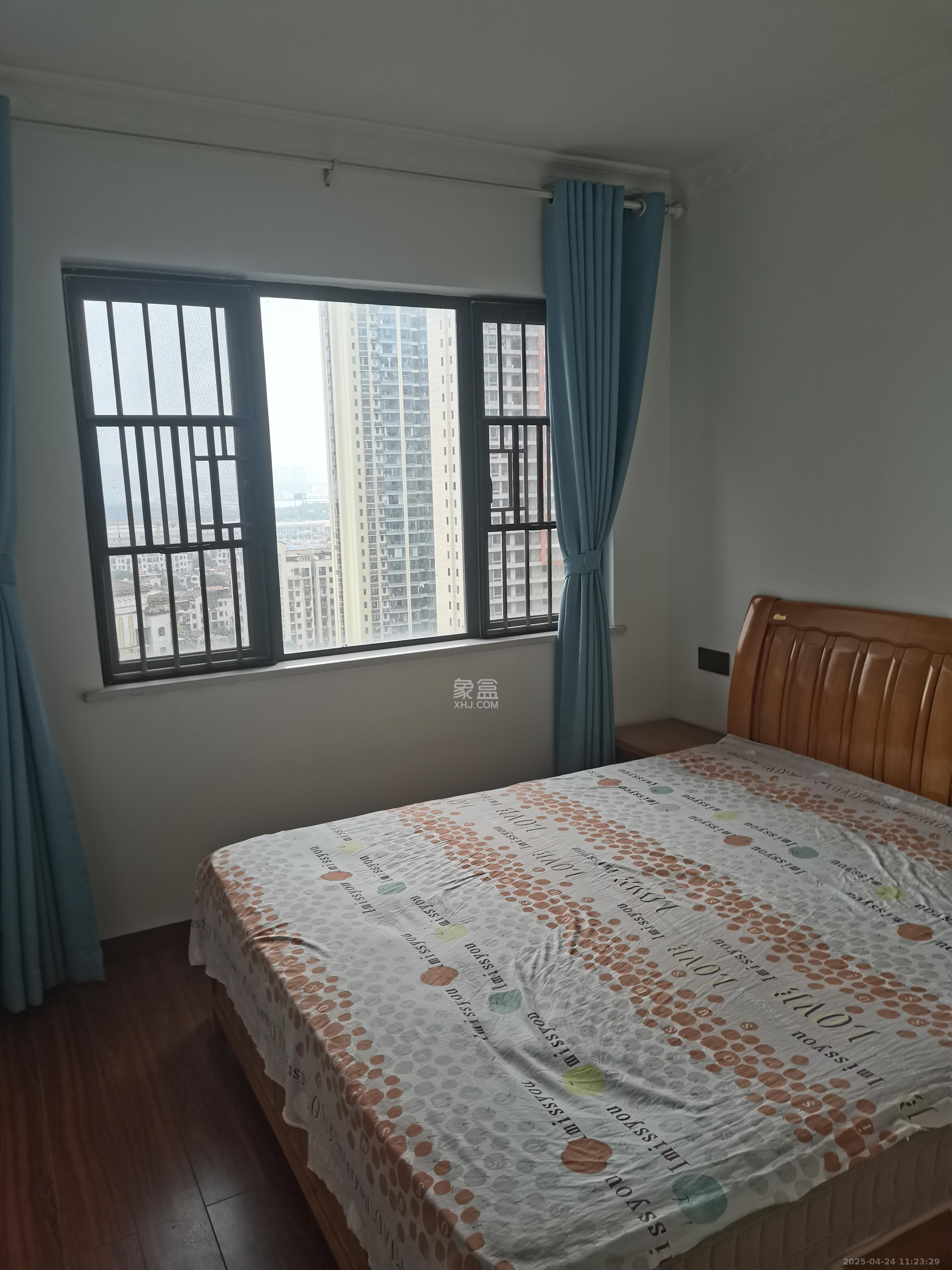 深业喜汇  3室2厅2卫   2300.00元/月室内图
