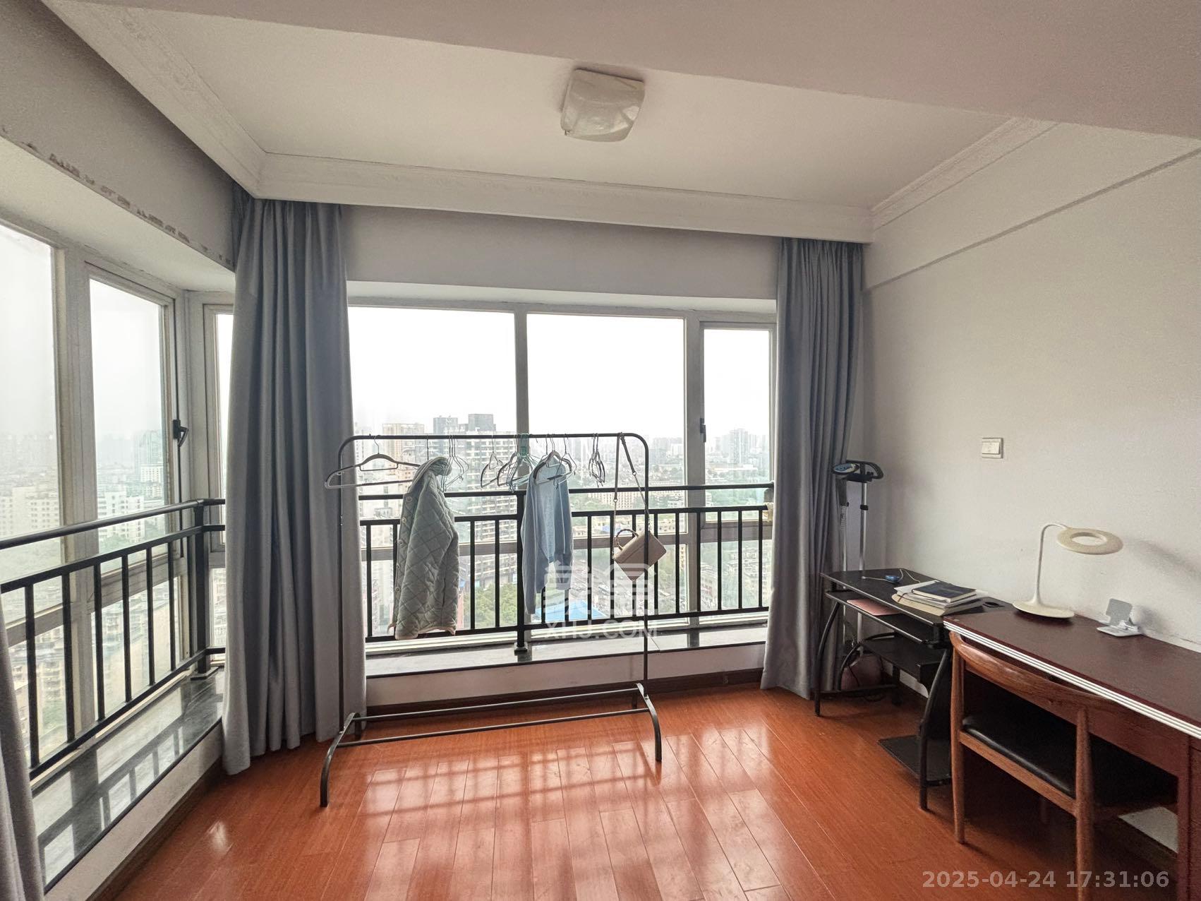 湘水和天下 1室1厅1卫 1500.0元/月 湘水和天下 1室1厅1卫 1500.0元/月室内图