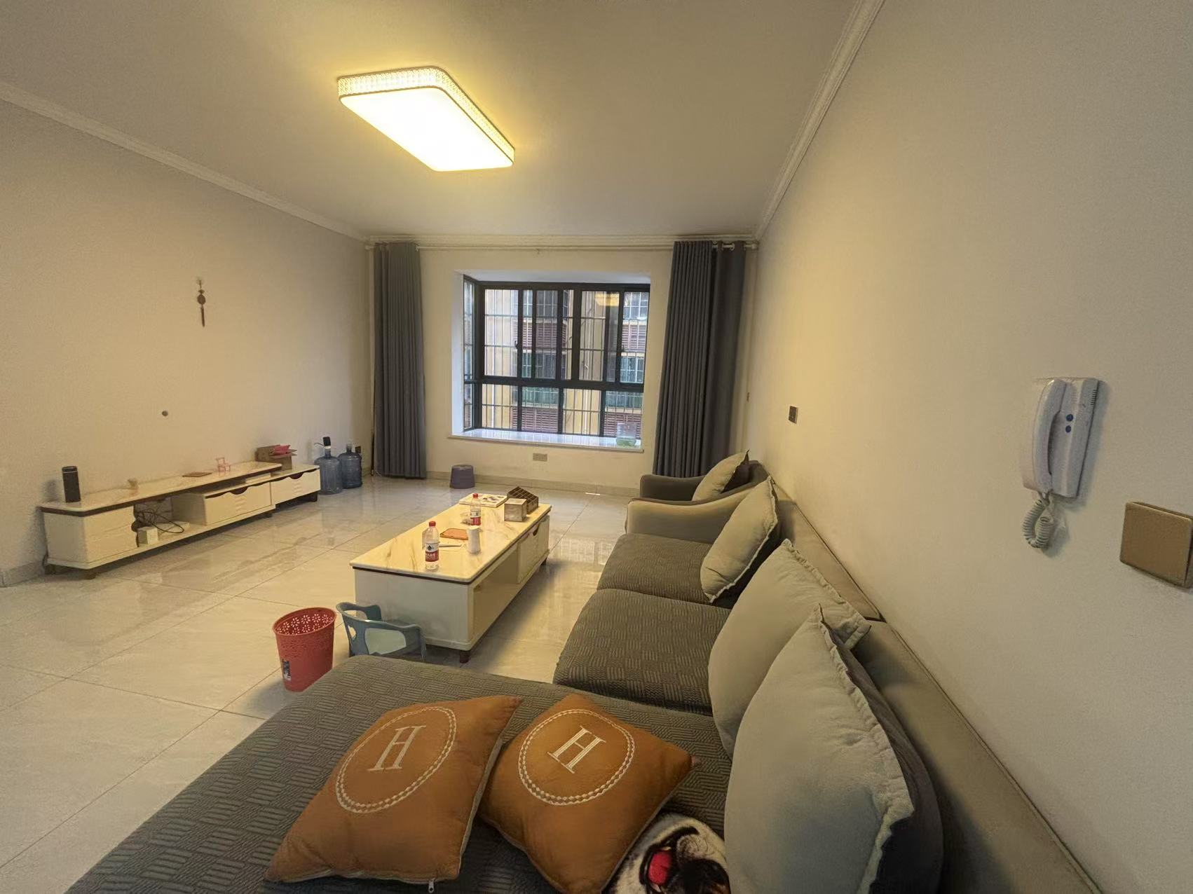 大明安置小区 3室2厅2卫 1280.0元/月 大明安置小区 3室2厅2卫 1280.0元/月小区图