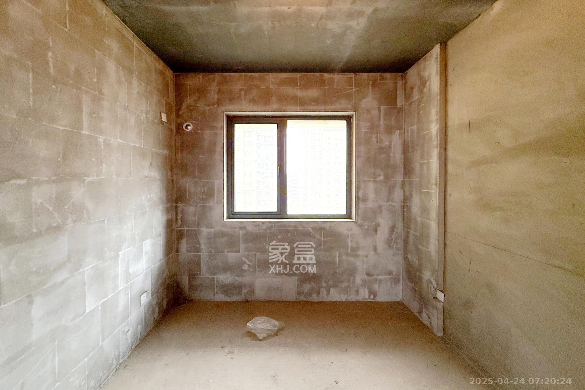 澳海澜庭 3室2厅1卫 69.5万 澳海澜庭 3室2厅1卫 69.5万卧室