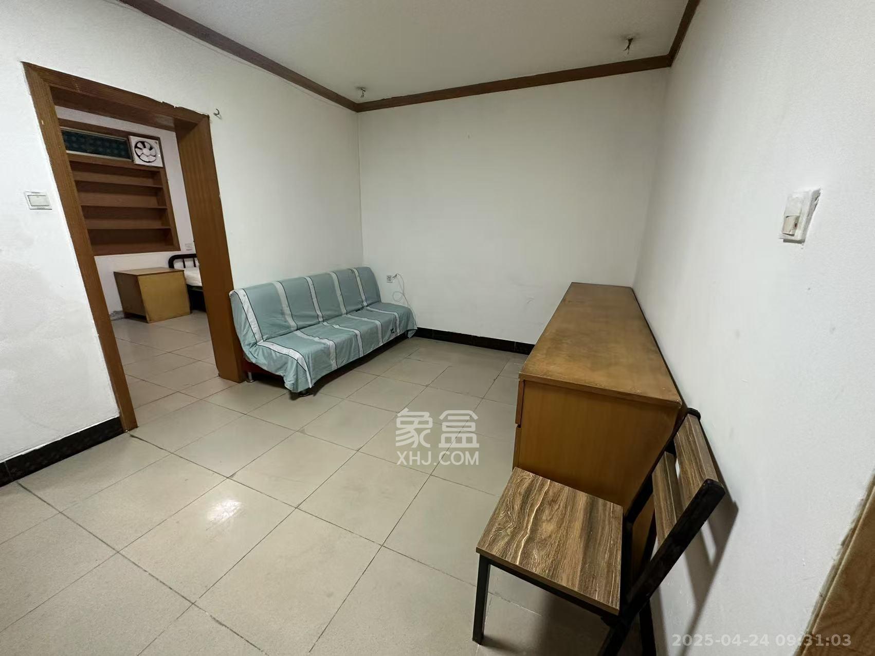 吉景小区 2室2厅1卫 1600.0元/月 吉景小区 2室2厅1卫 1600.0元/月室内图