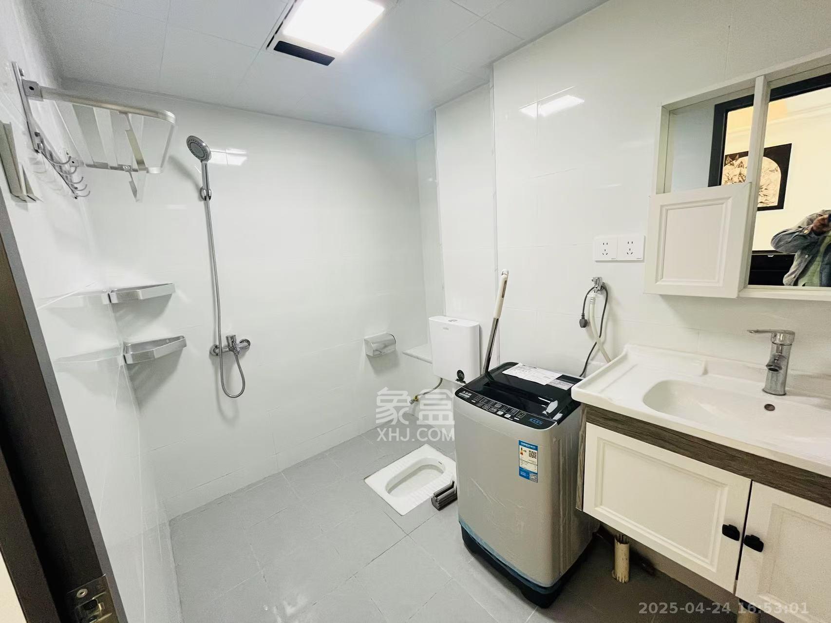 栢丽国际 1室1厅1卫 1600.0元/月 栢丽国际 1室1厅1卫 1600.0元/月室内图