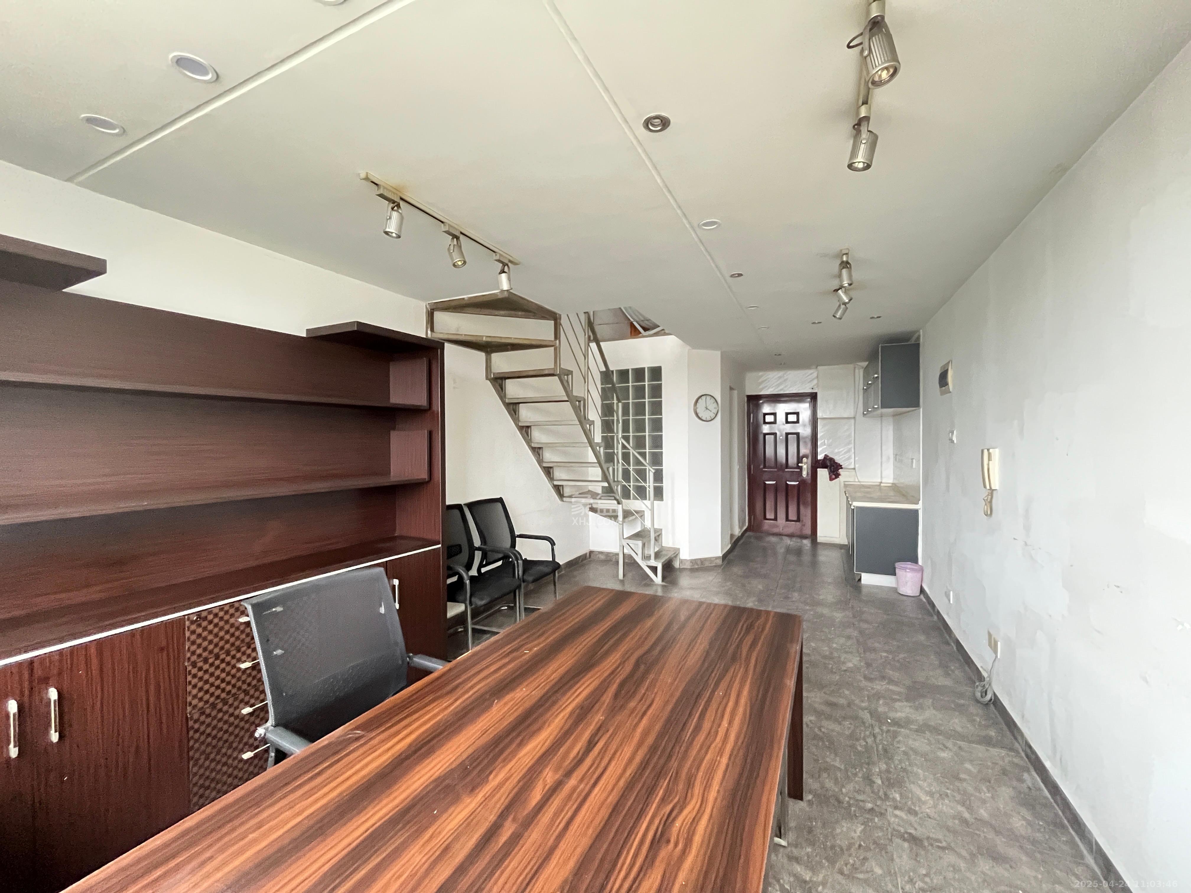 他城(天鸿时代公寓) 1室1厅1卫 1400.0元/月 他城(天鸿时代公寓) 1室1厅1卫 1400.0元/月室内图