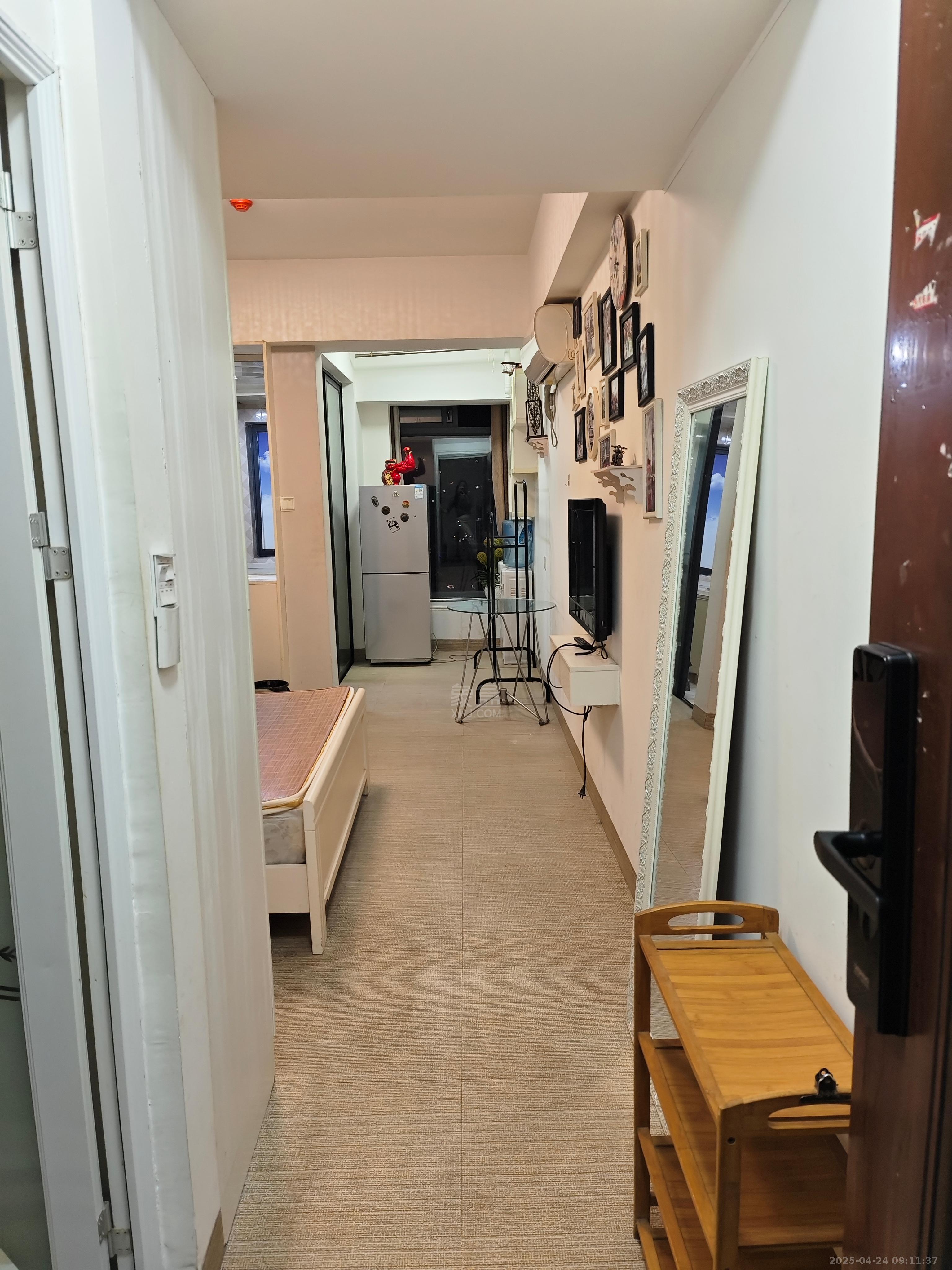 中建御山和苑 1室1厅1卫 1000.0元/月 中建御山和苑 1室1厅1卫 1000.0元/月室内图