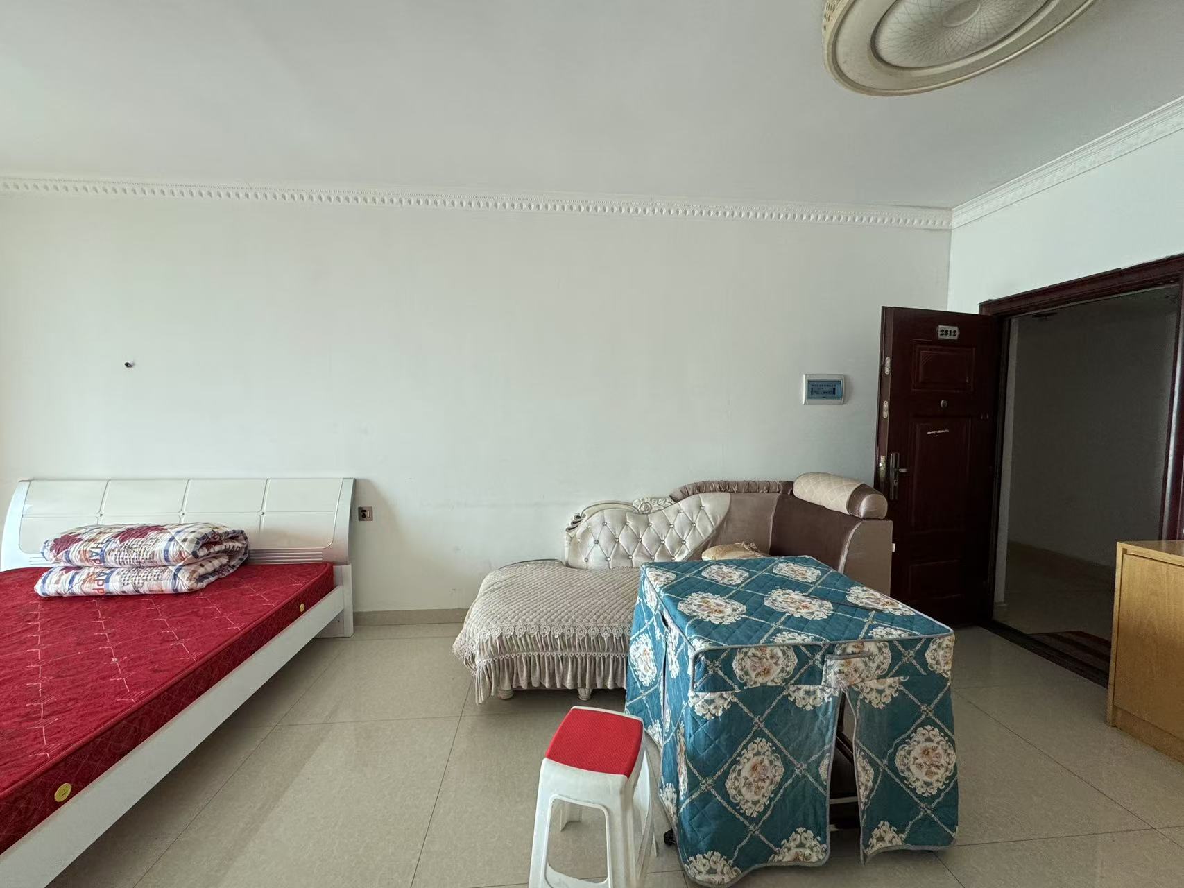 鹏利广场 1室1厅1卫 1200.0元/月 鹏利广场 1室1厅1卫 1200.0元/月室内图