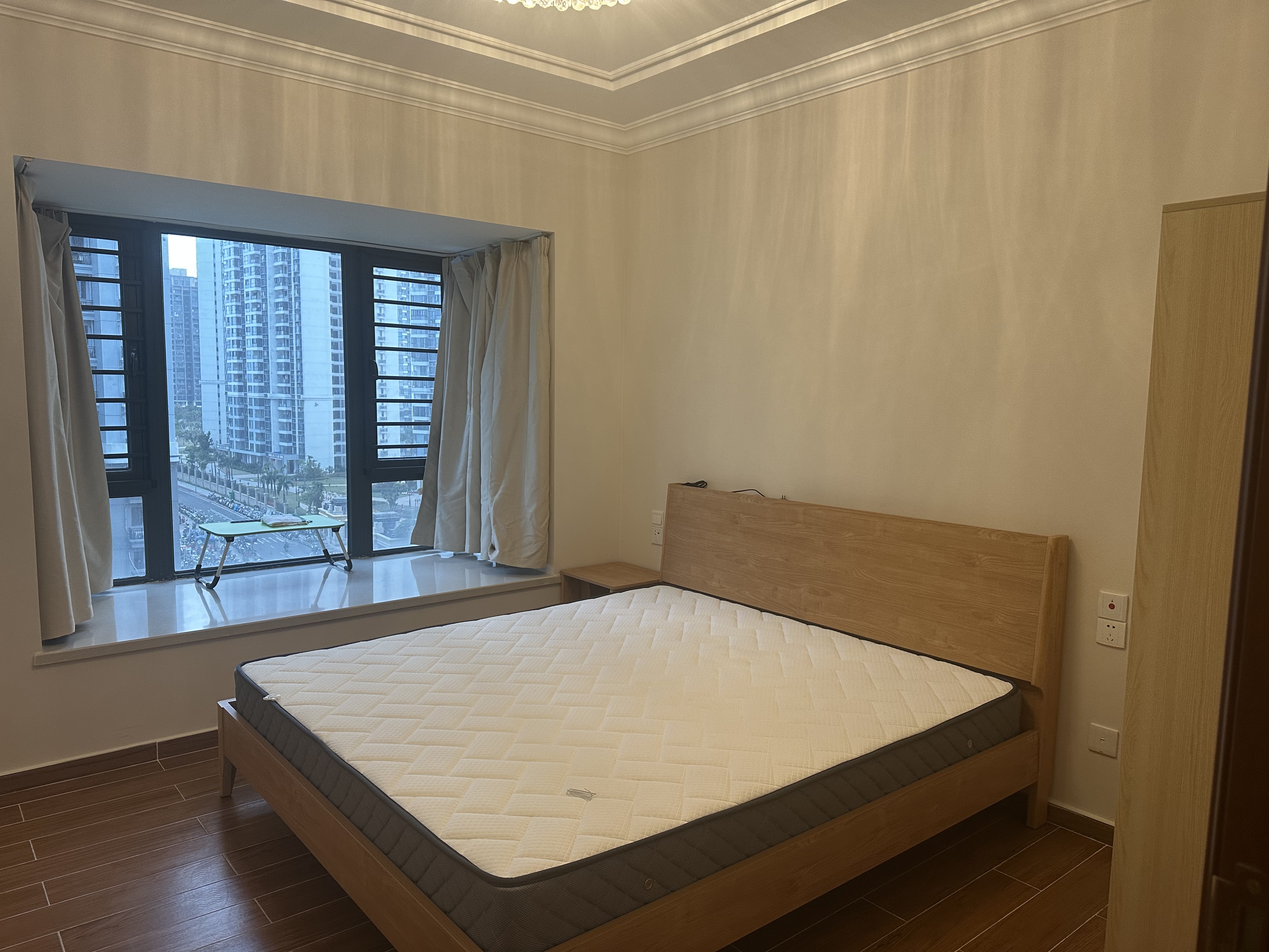 恒大美丽沙天瑞湾  3室2厅2卫   3400.00元/月室内图