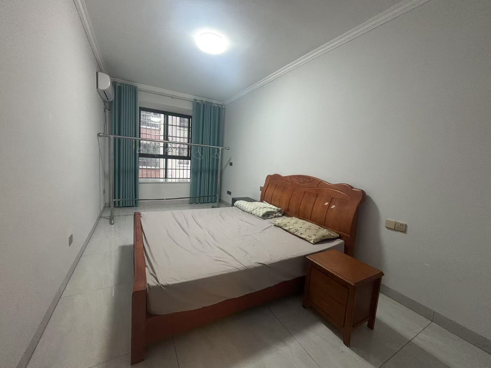 大明安置小区 3室2厅2卫 1280.0元/月 大明安置小区 3室2厅2卫 1280.0元/月室内图