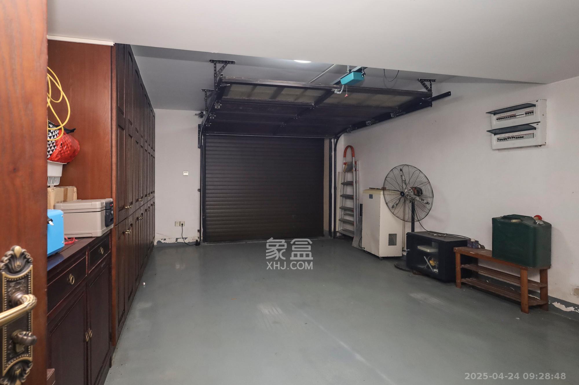 万业巴厘岛 1室0厅0卫 450.0万 万业巴厘岛 1室0厅0卫 450.0万其他