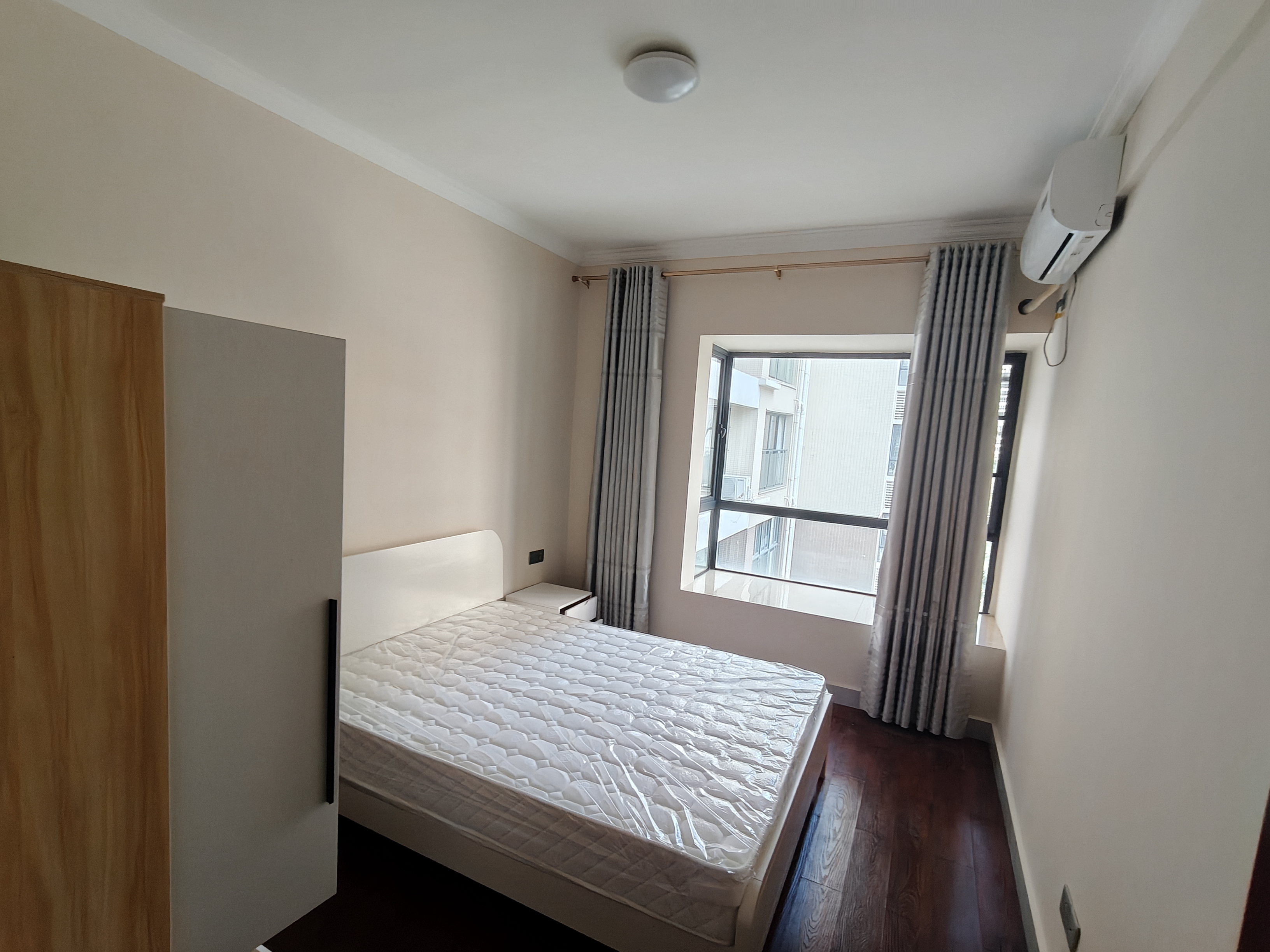 丽晶温泉海景花园二期(丽晶维港、丽晶海景花园) 5室2厅2卫 5500.0元/月 丽晶温泉海景花园二期(丽晶维港、丽晶海景花园) 5室2厅2卫 5500.0元/月户型图