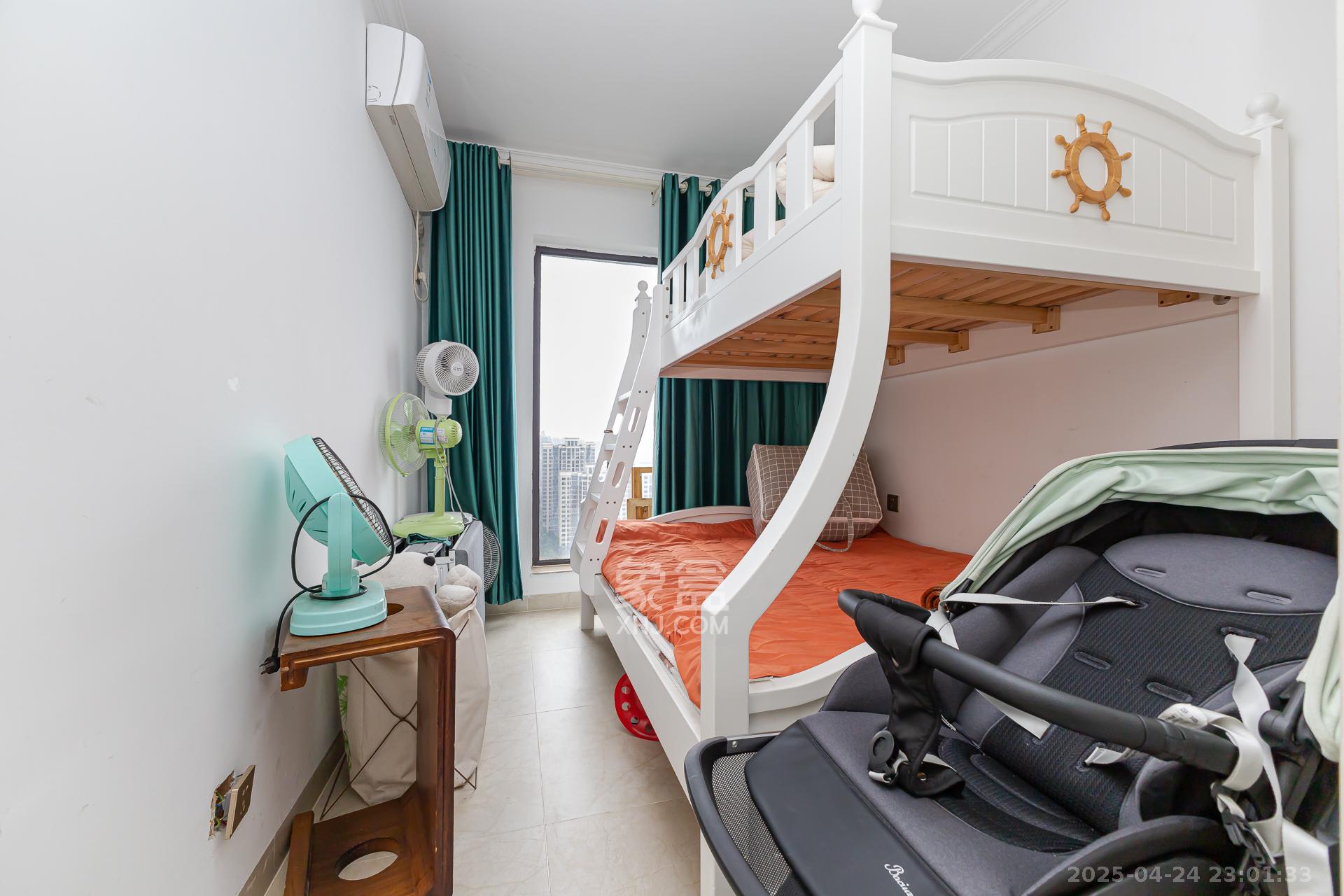 润和又一城 3室2厅2卫 86.8万 润和又一城 3室2厅2卫 86.8万卧室