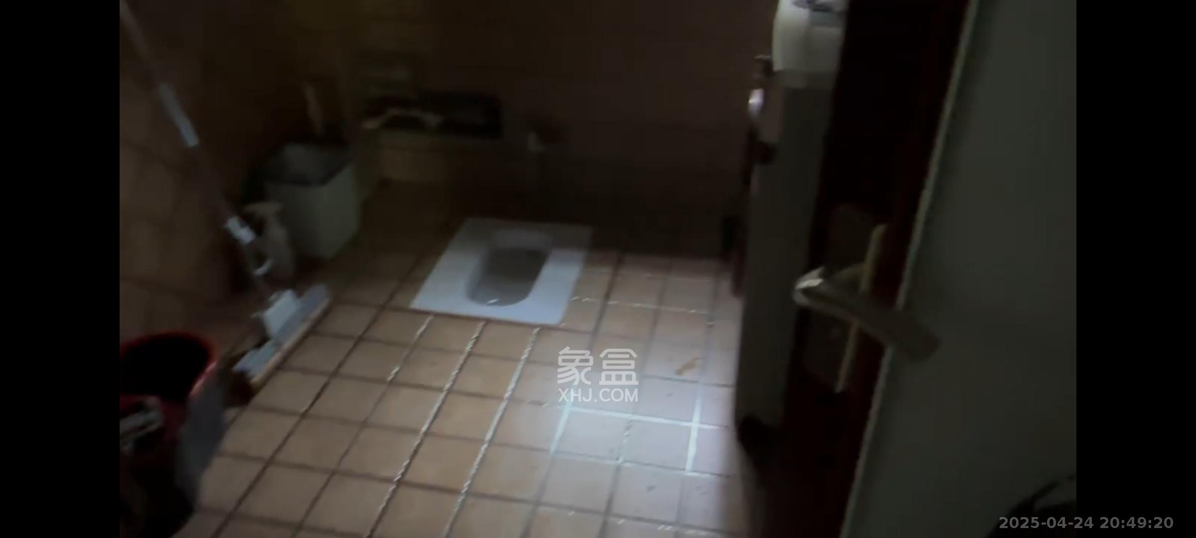 山水英伦 3室2厅2卫 2600.0元/月 山水英伦 3室2厅2卫 2600.0元/月室内图