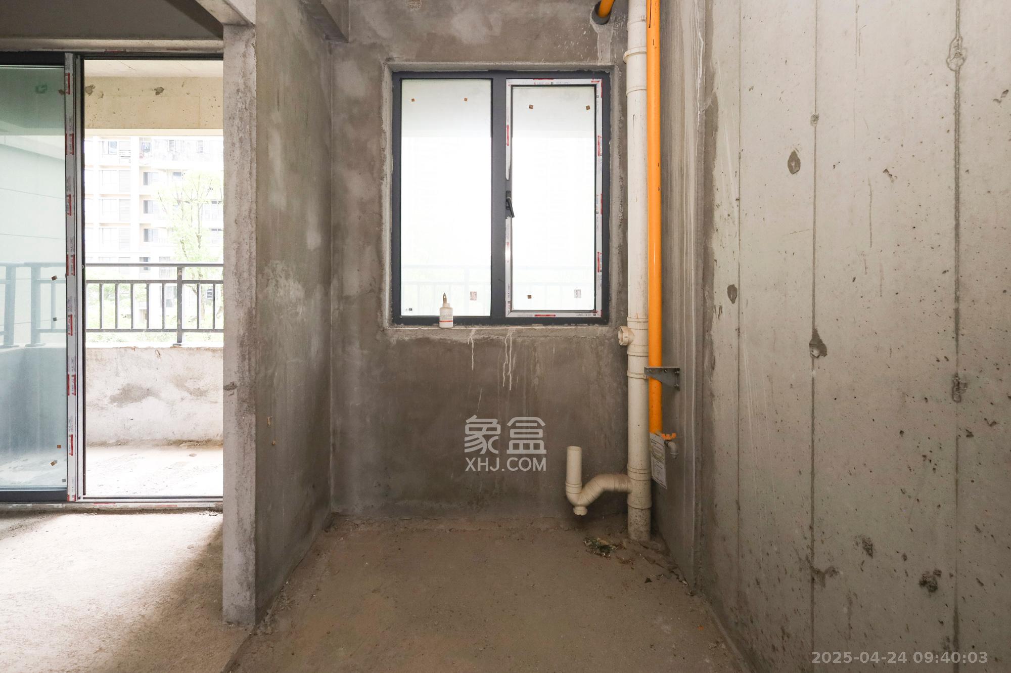 嘉宇北部湾BC区  3室2厅2卫    95.0万 嘉宇北部湾BC区  3室2厅2卫    95.0万厨房