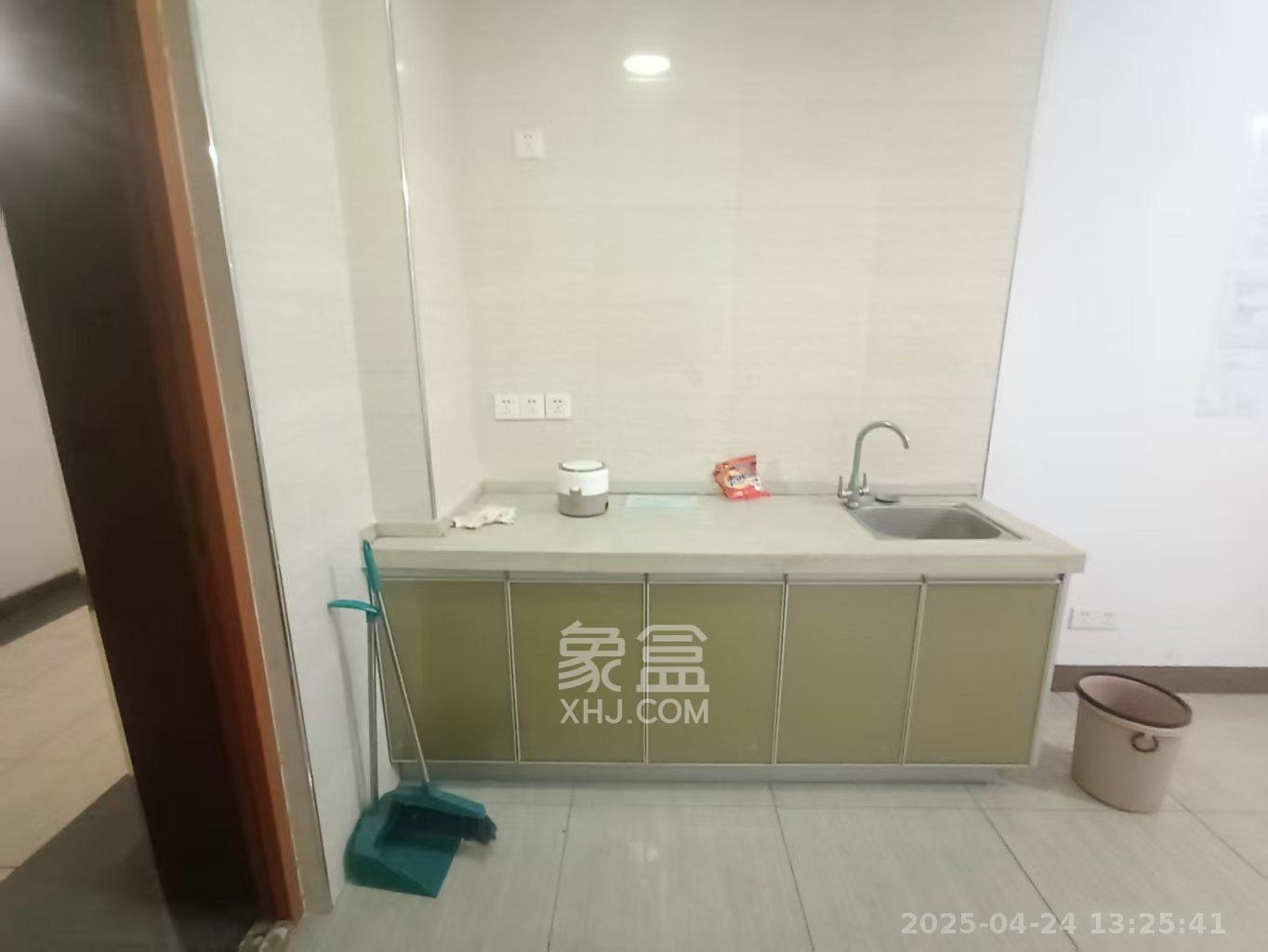 长房时代城  1室0厅1卫   1400.00元/月