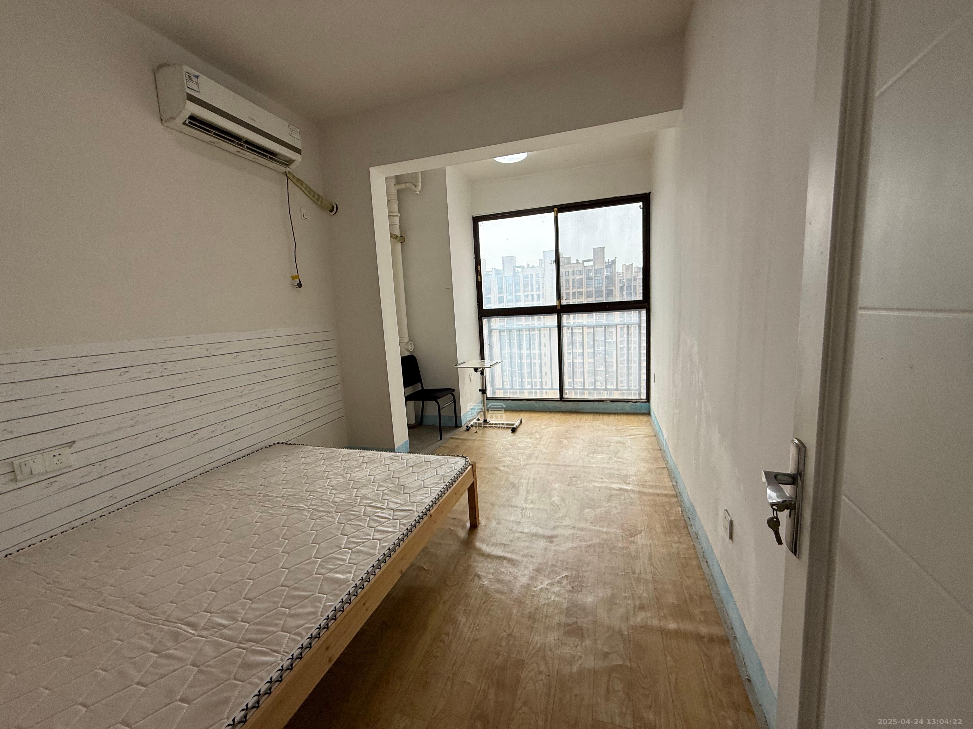 长燃新奥佳园 3室2厅2卫 1600.0元/月 长燃新奥佳园 3室2厅2卫 1600.0元/月室内图