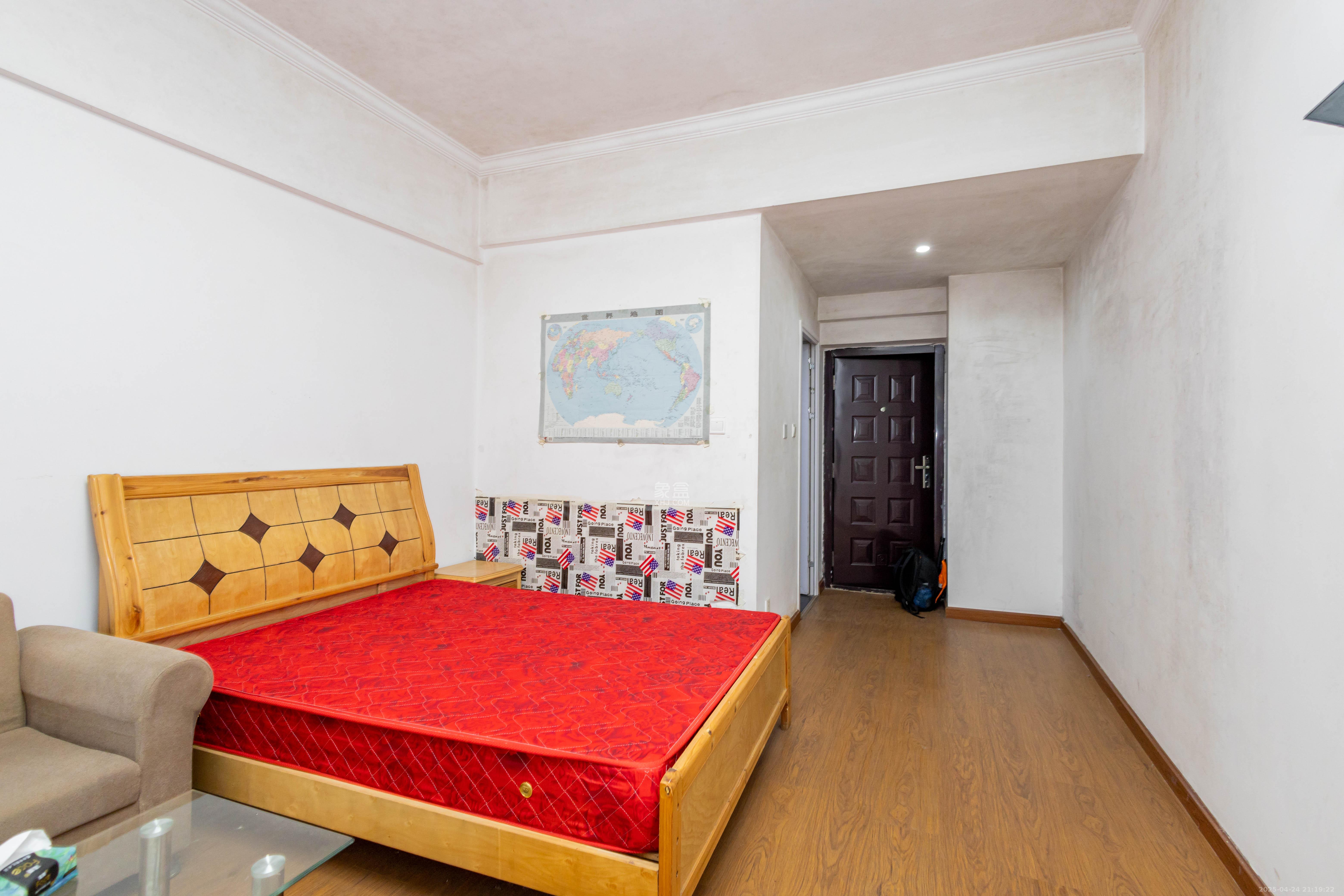 光明城市(星辰青年城) 1室1厅1卫 18.0万 光明城市(星辰青年城) 1室1厅1卫 18.0万卧室