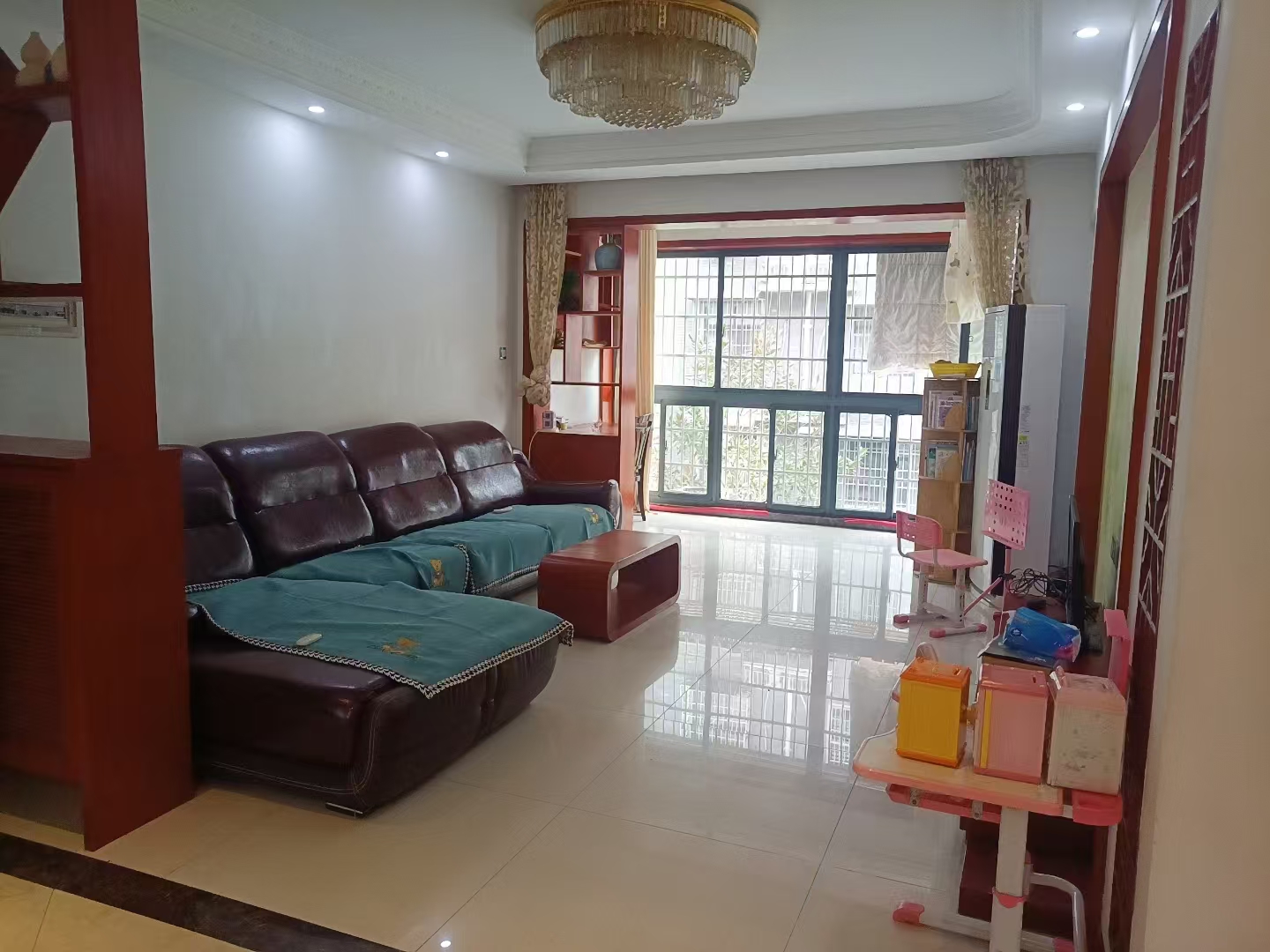 黄鹤小区3片 3室2厅2卫 2300.0元/月 黄鹤小区3片 3室2厅2卫 2300.0元/月户型图