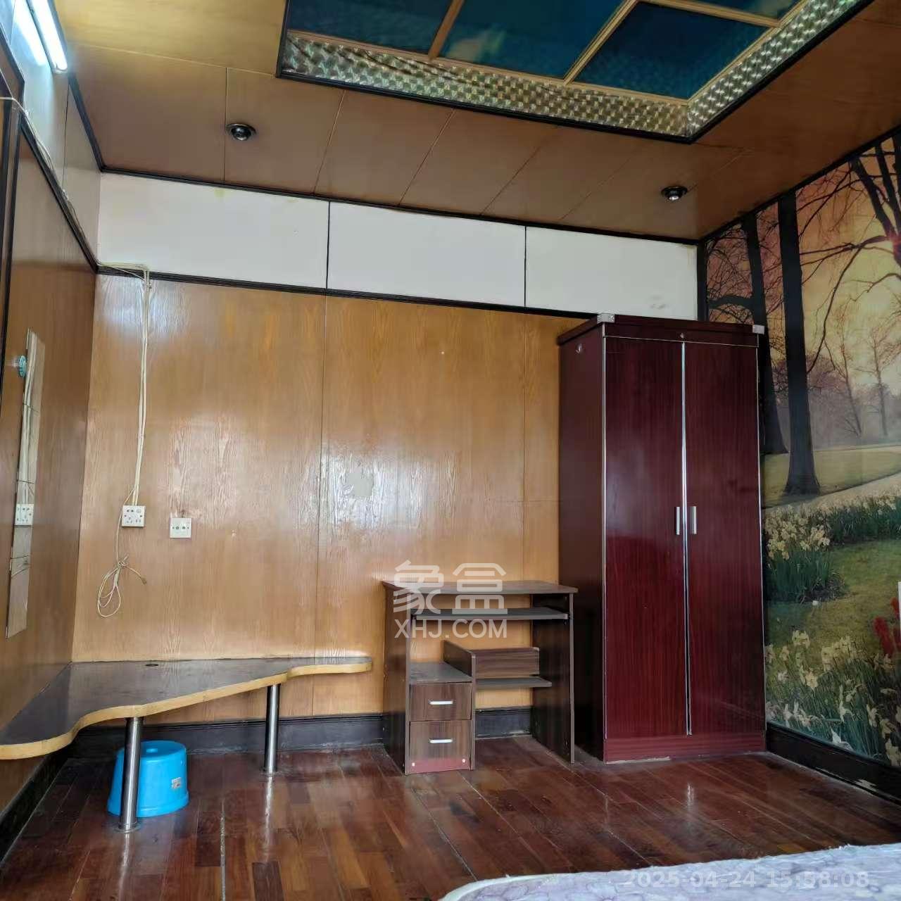 红旗社区  2室2厅1卫   1100.00元/月室内图