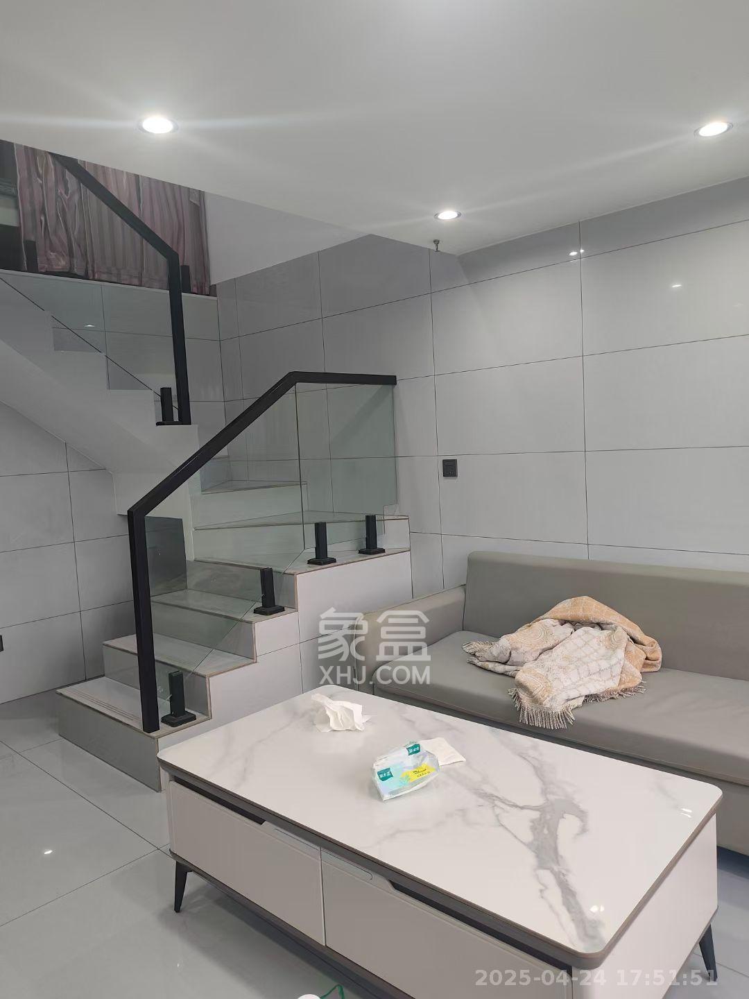 梅溪湖家居建材城 2室1厅1卫 1600.0元/月 梅溪湖家居建材城 2室1厅1卫 1600.0元/月室内图