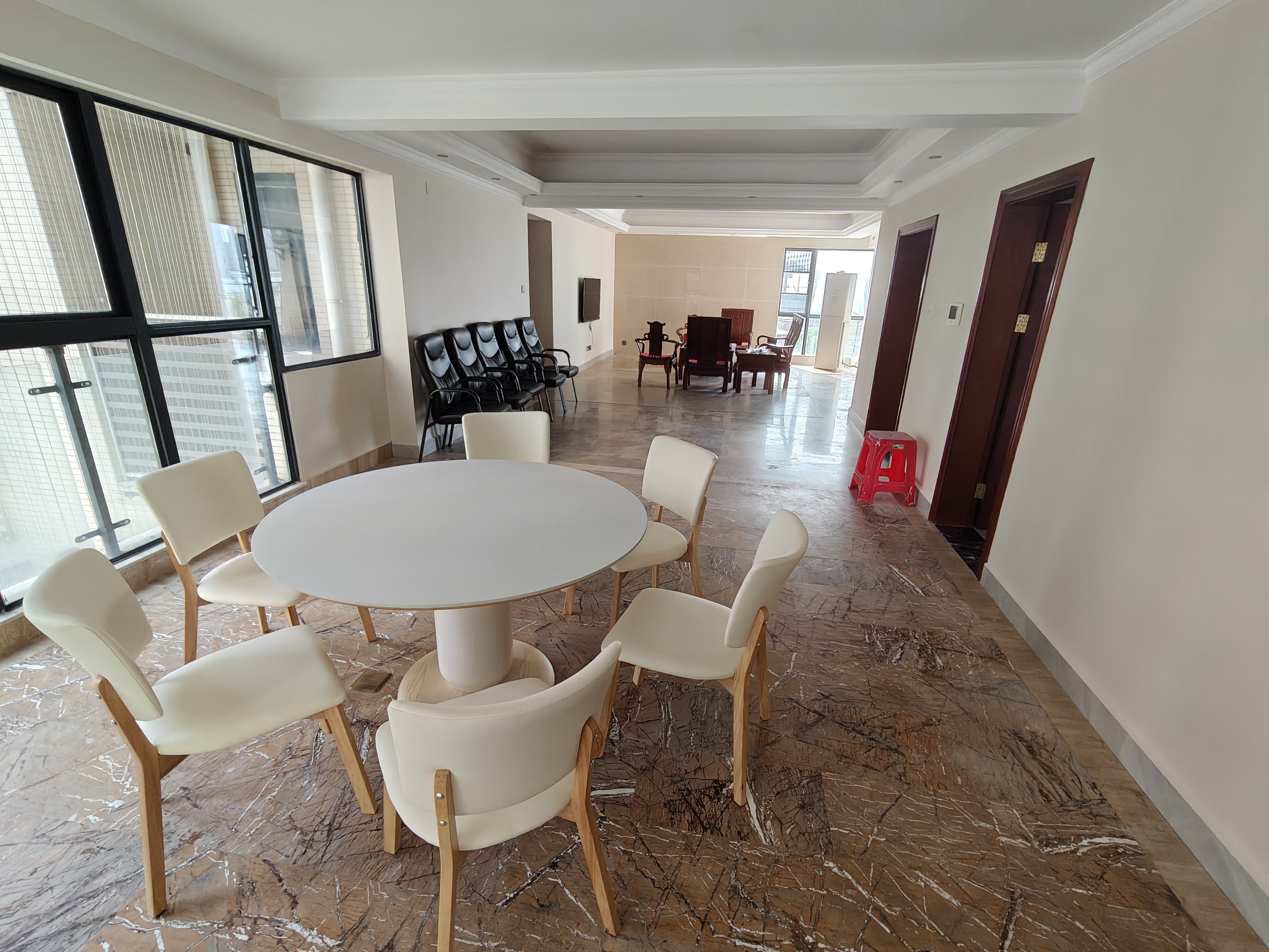 丽晶温泉海景花园二期(丽晶维港、丽晶海景花园) 5室2厅2卫 5500.0元/月 丽晶温泉海景花园二期(丽晶维港、丽晶海景花园) 5室2厅2卫 5500.0元/月室内图