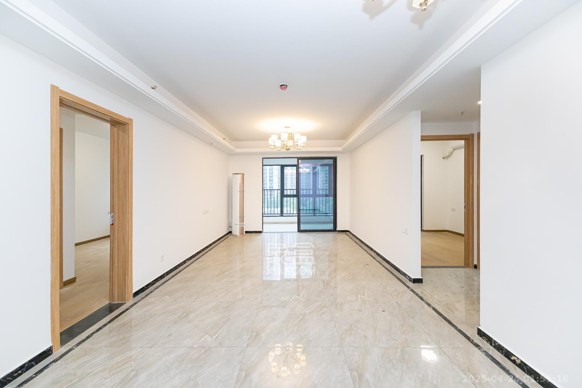 万润滨江天著  3室2厅2卫    125.0万 万润滨江天著  3室2厅2卫    125.0万