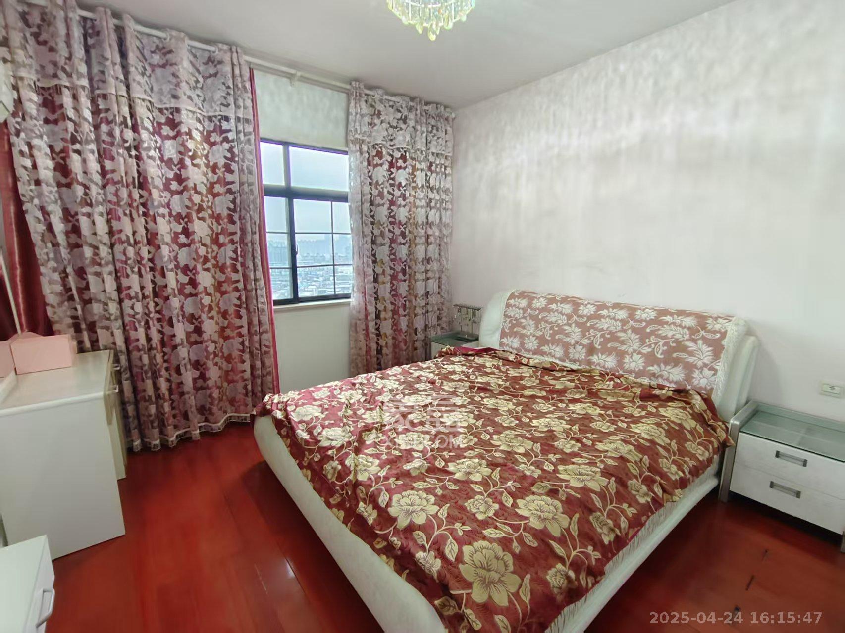 盘龙名府 3室2厅1卫 1600.0元/月 盘龙名府 3室2厅1卫 1600.0元/月室内图