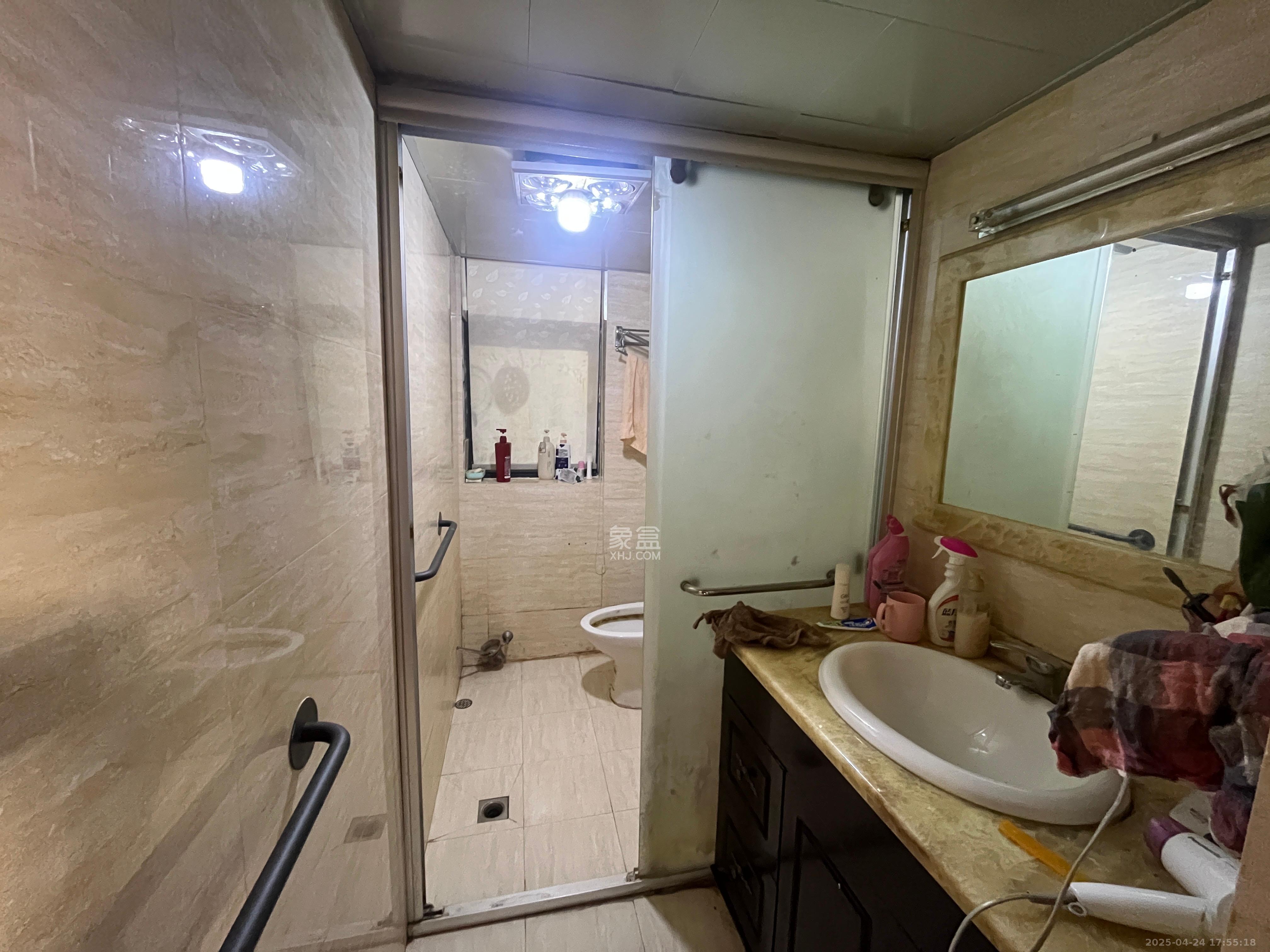 美林银谷 3室2厅2卫 2900.0元/月 美林银谷 3室2厅2卫 2900.0元/月室内图