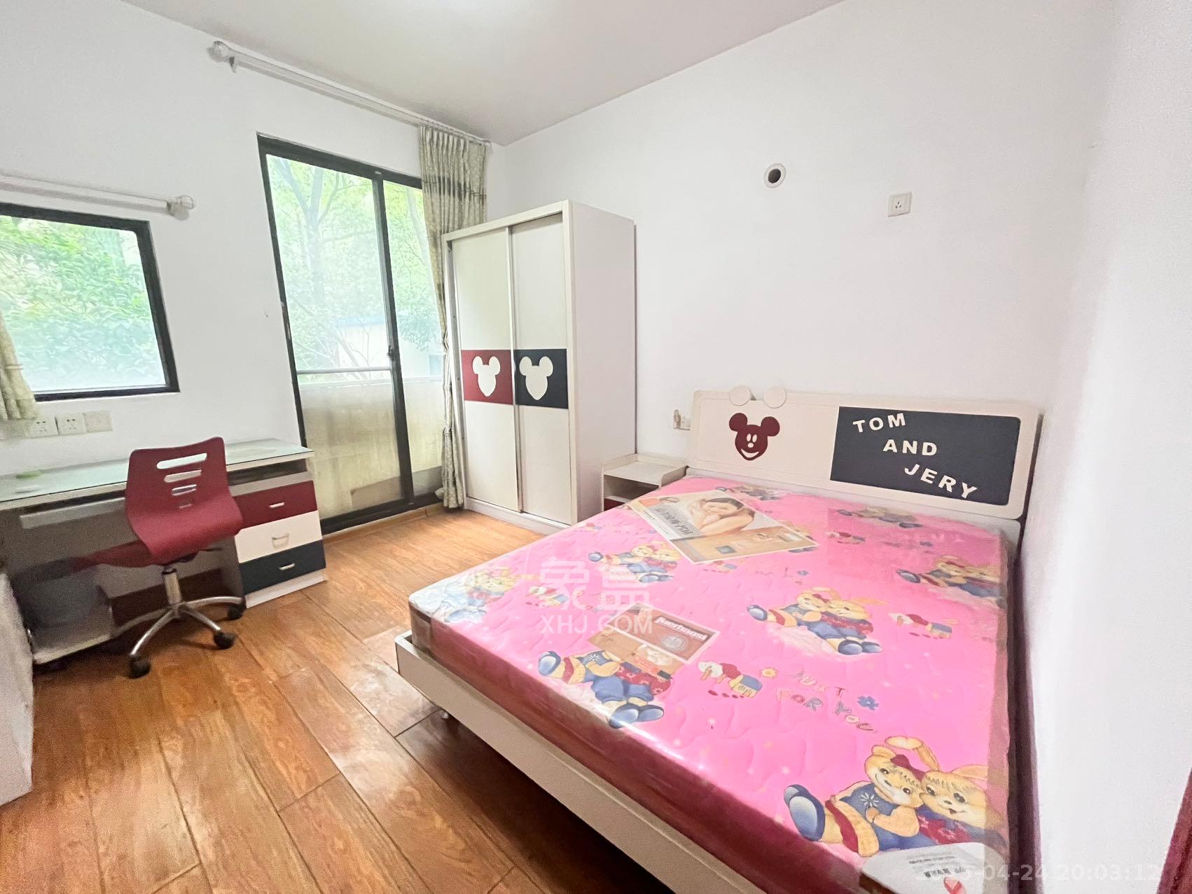 西街花园 3室2厅2卫 3000.0元/月 西街花园 3室2厅2卫 3000.0元/月室内图