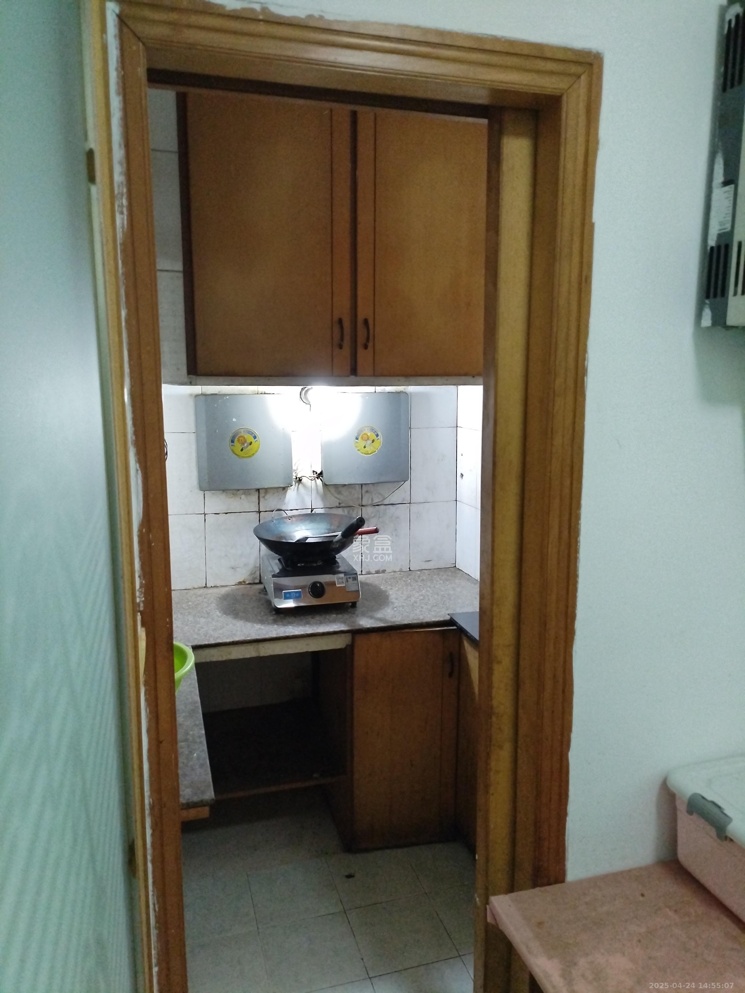 印染厂宿舍  1室1厅1卫    1400.0元/月室内图