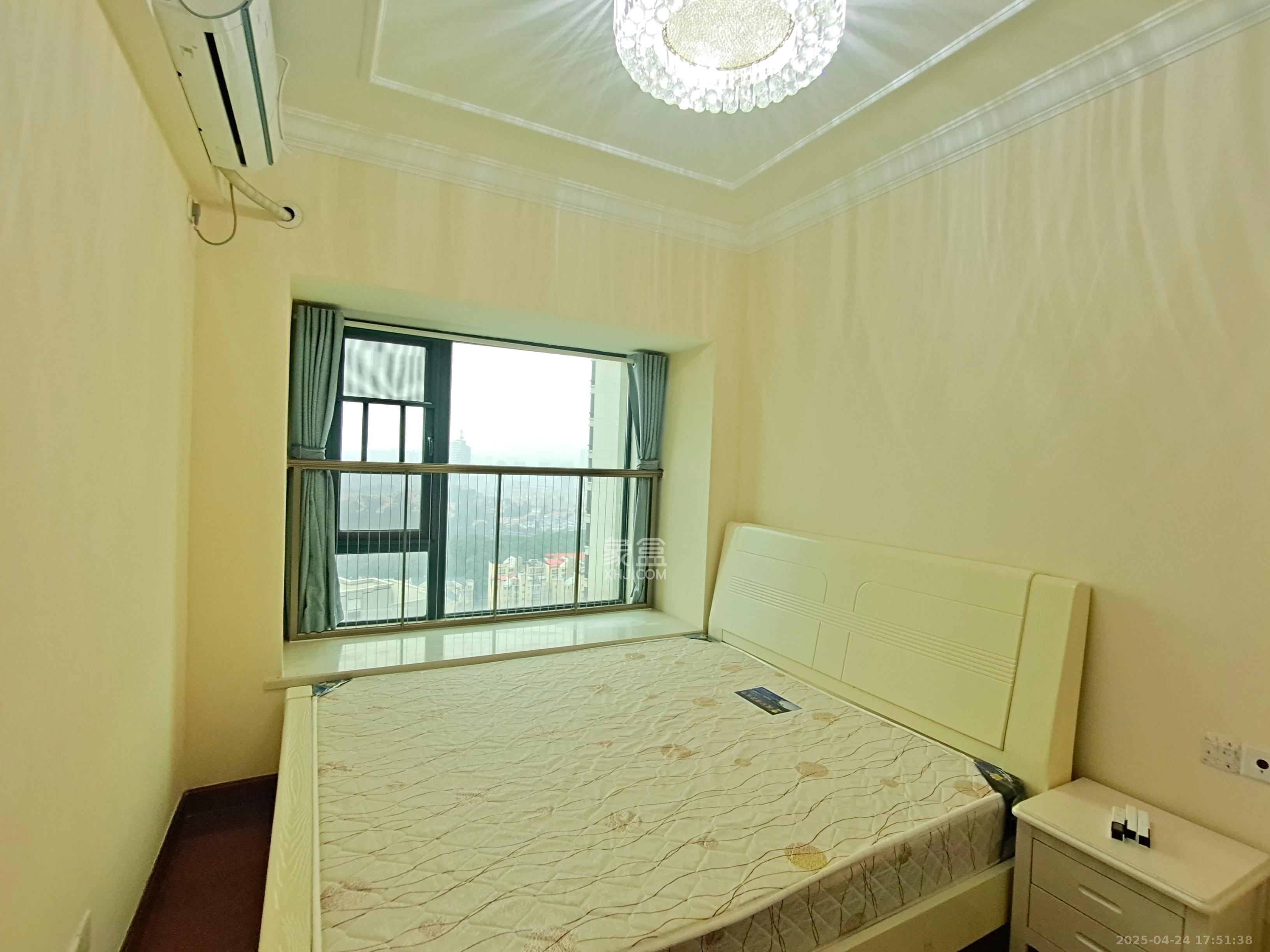 恒大雅苑 3室2厅1卫 2600.0元/月 恒大雅苑 3室2厅1卫 2600.0元/月室内图