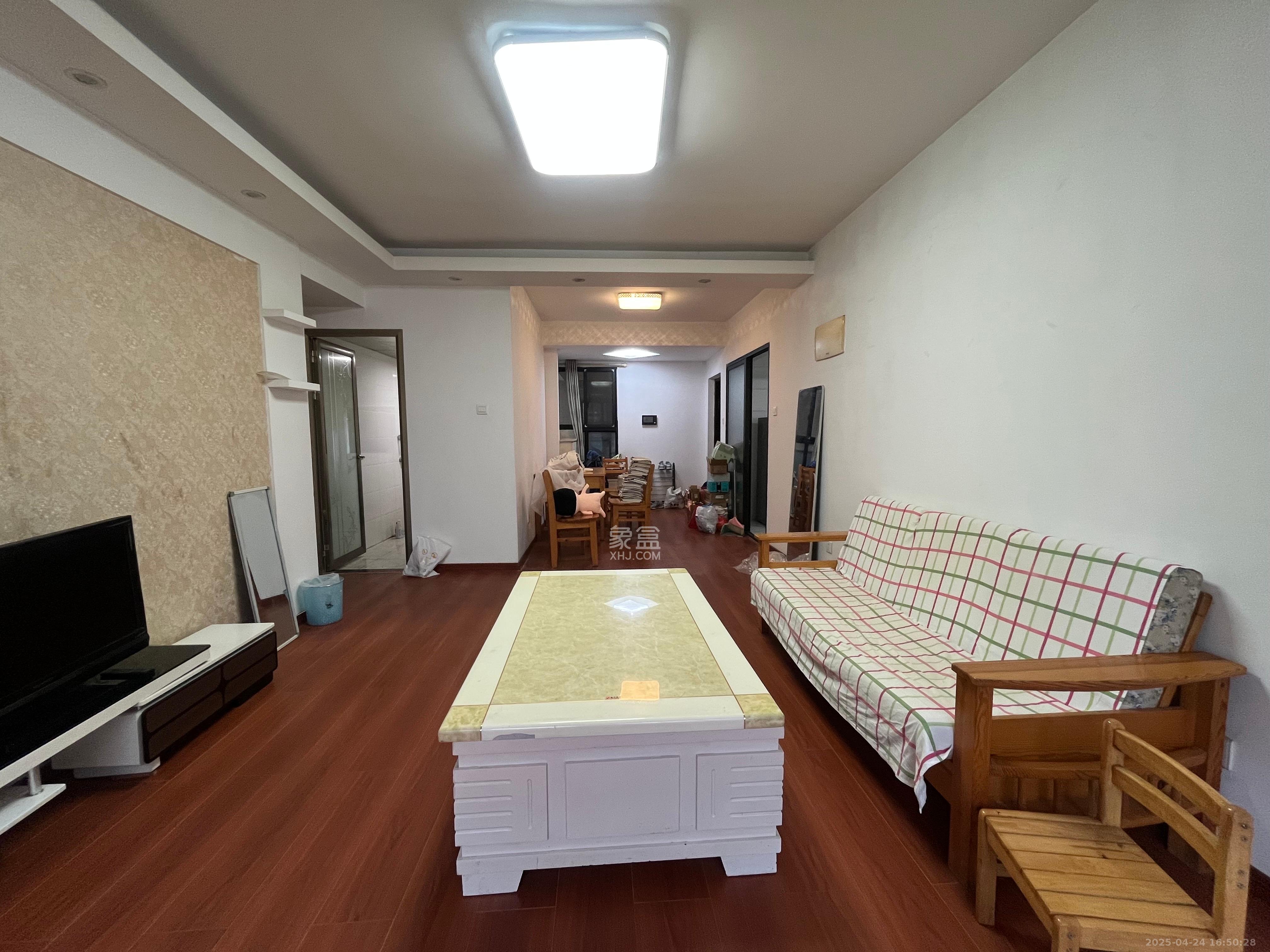 阿普阿布  3室2厅1卫   3000.00元/月室内图